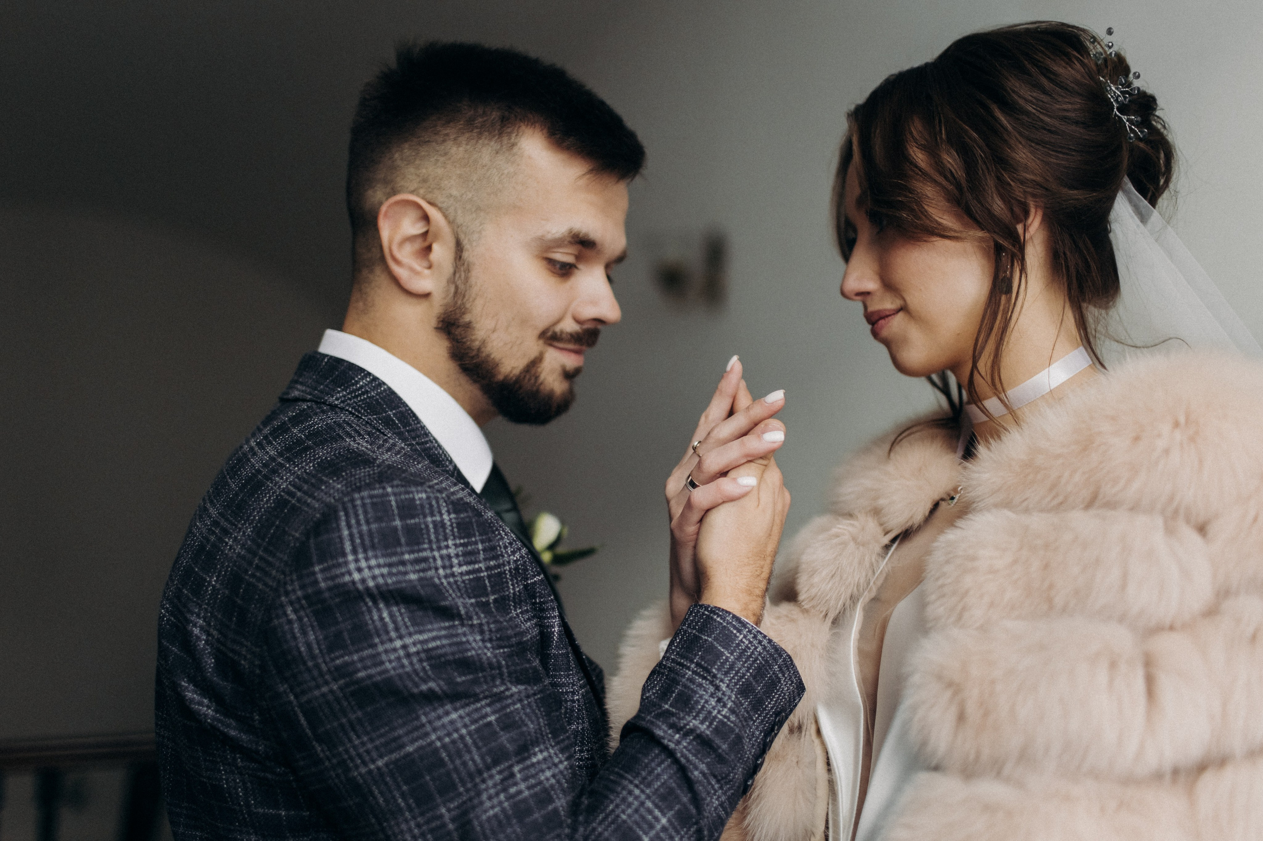 Эдуард и Вера (загс, прогулка). Фотограф свадебный семейный в Красноярске Шукшина Наталья