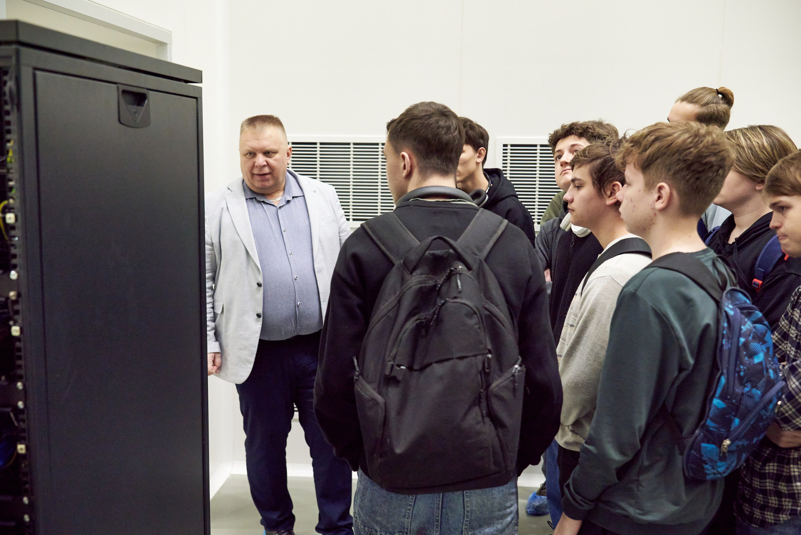 Экскурсия в «Газпром Космические системы». Фотограф Щёлково