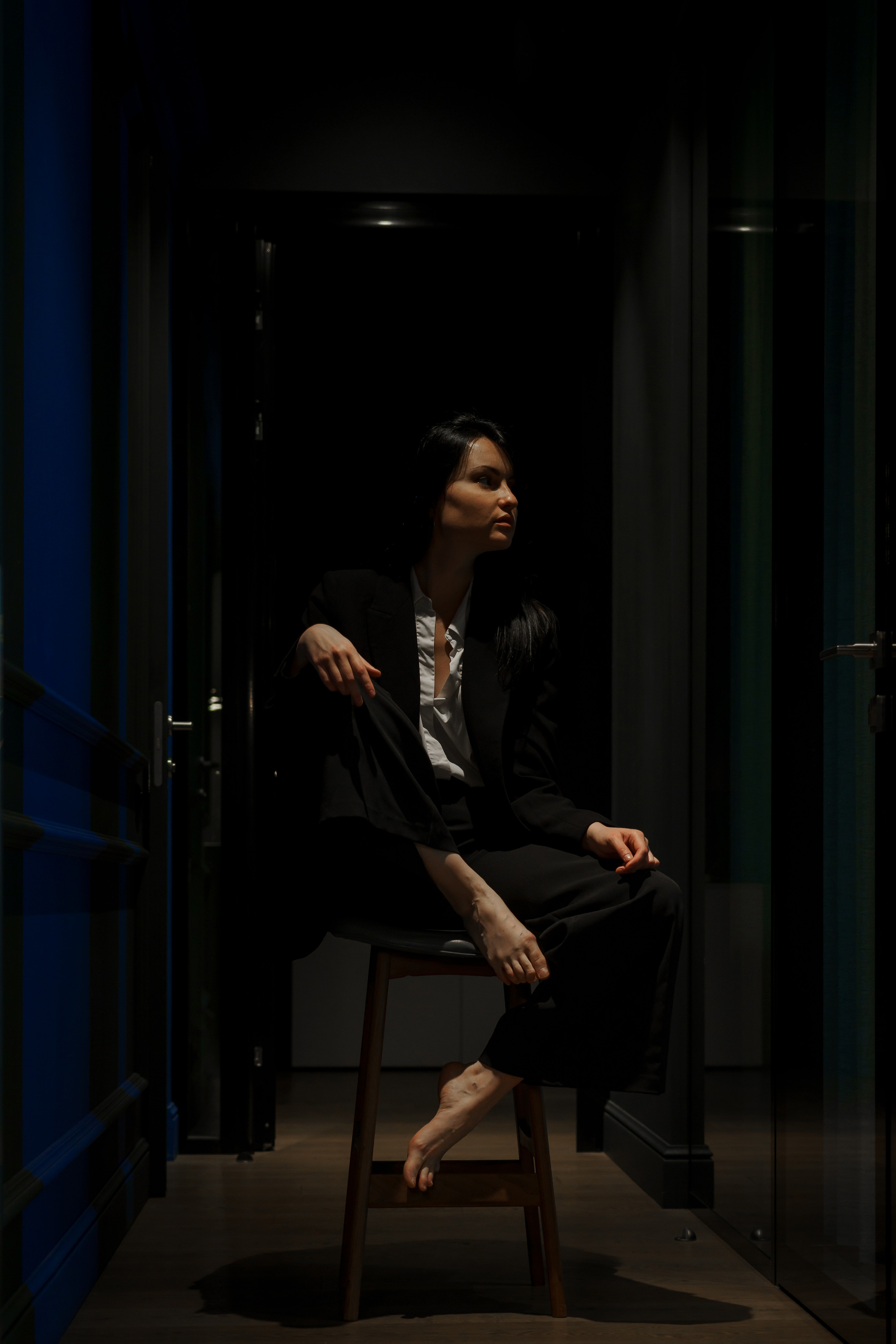 В помещении. Photomantis