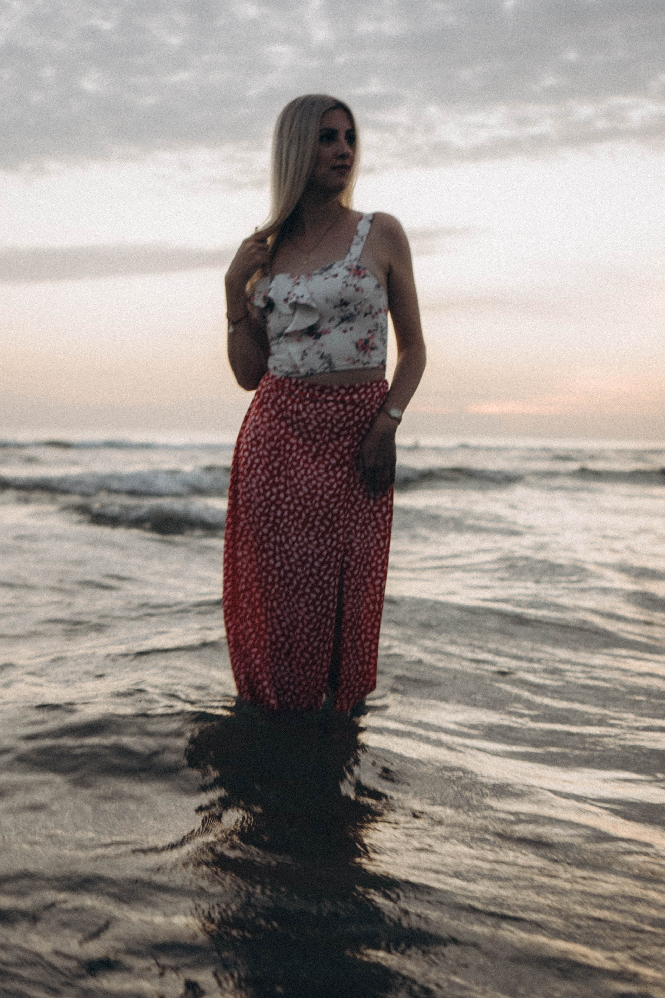 Июльский вечер на берегу черного моря. Профессиональный фотограф, Санкт-Петербург — Виктория Богомолова