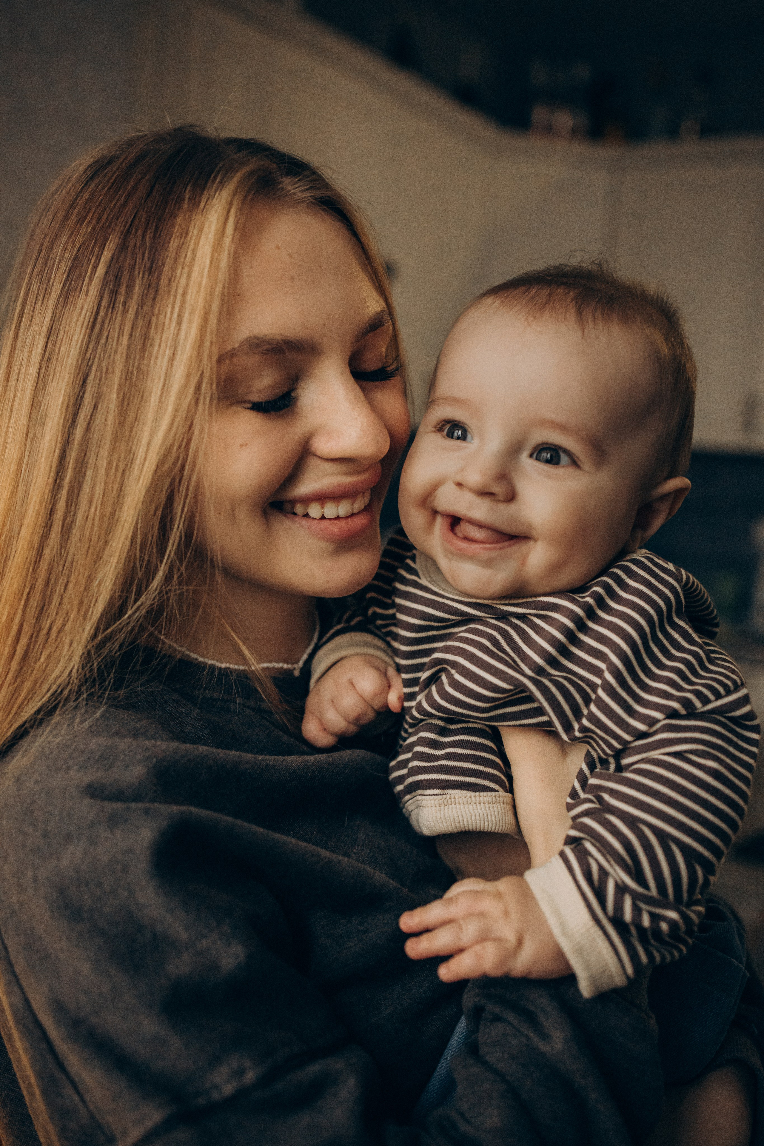 Семейная фотосессия Москва, семейный фотограф в Москве, семейная фотосессия, детский фотограф, семейная фотосессия дома, домашняя фотосессия с малышом, домашняя семейная фотосессия, фотосессия с малышом