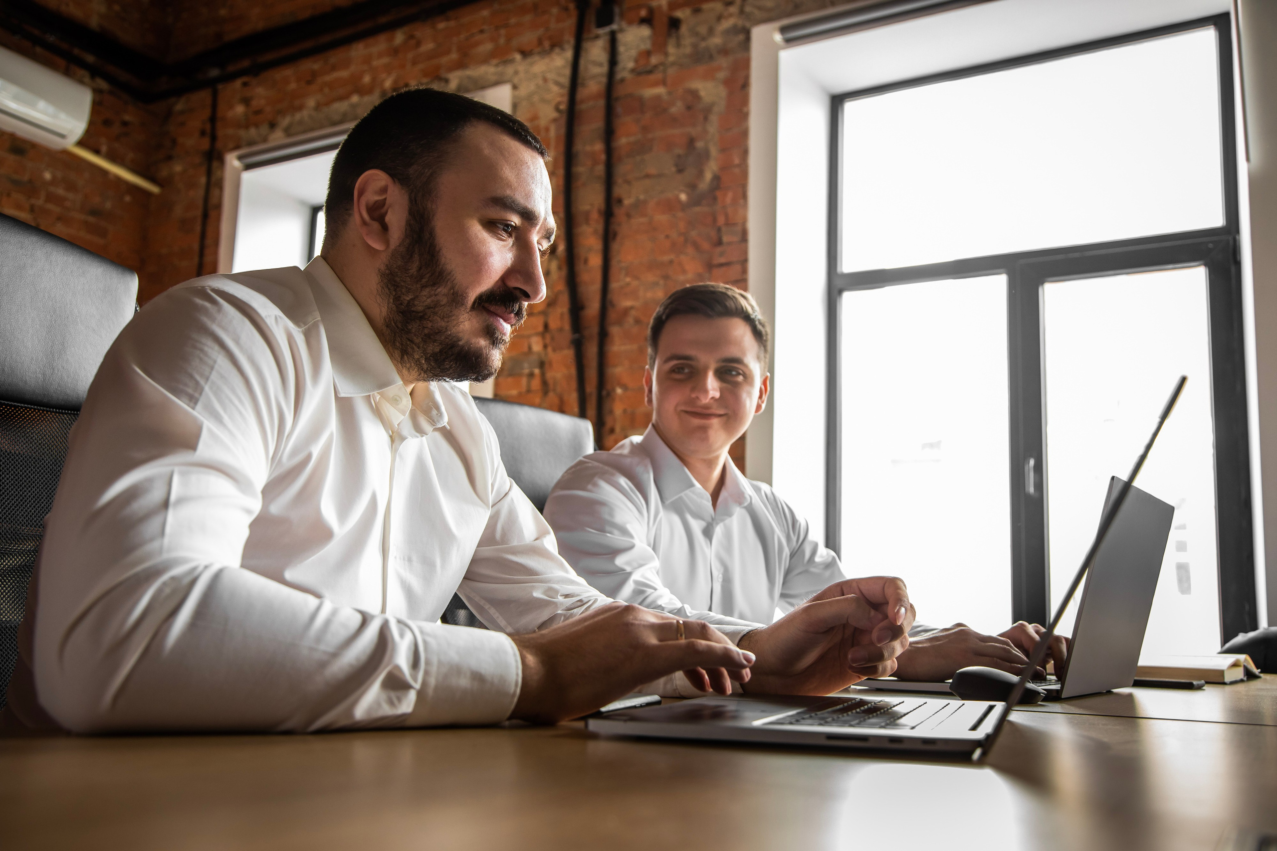 Фотосессия для бизнеса, контент для соцсетей, фото сотрудников. Свадебная, репортажная и бизнес съёмка в Ростове-на-Дону