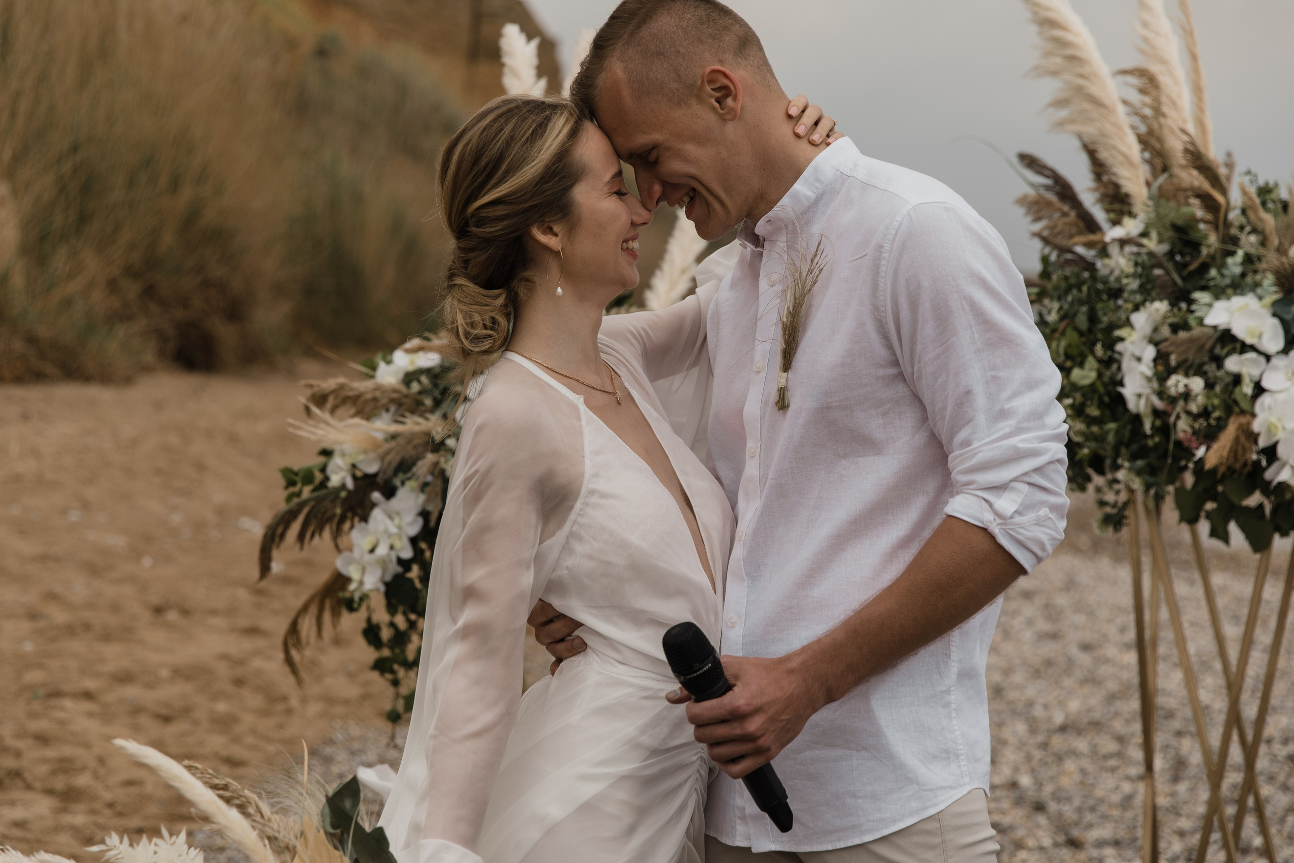 На берегу моря…. СВАДЕБНЫЙ ФОТОГРАФ В КРЫМУ И СЕВАСТОПОЛЕ