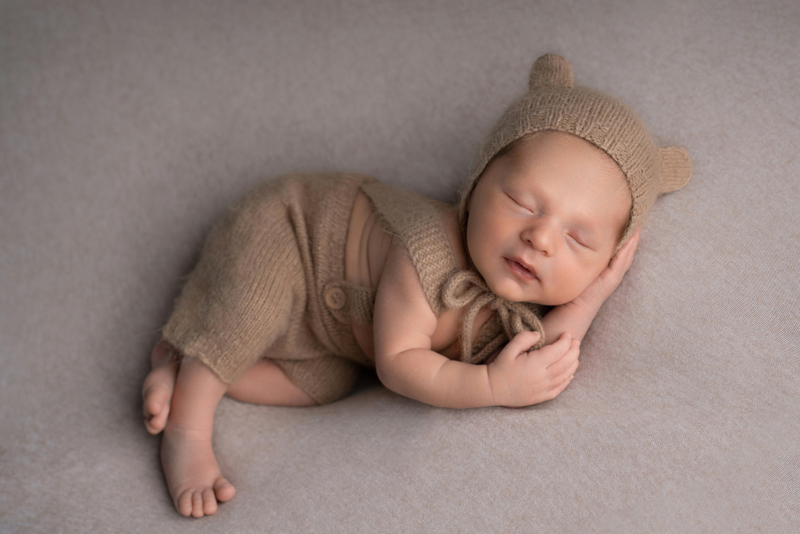 Ньюборн. Фотограф новорожденных Оренбург и свадебный фотограф Оренбург