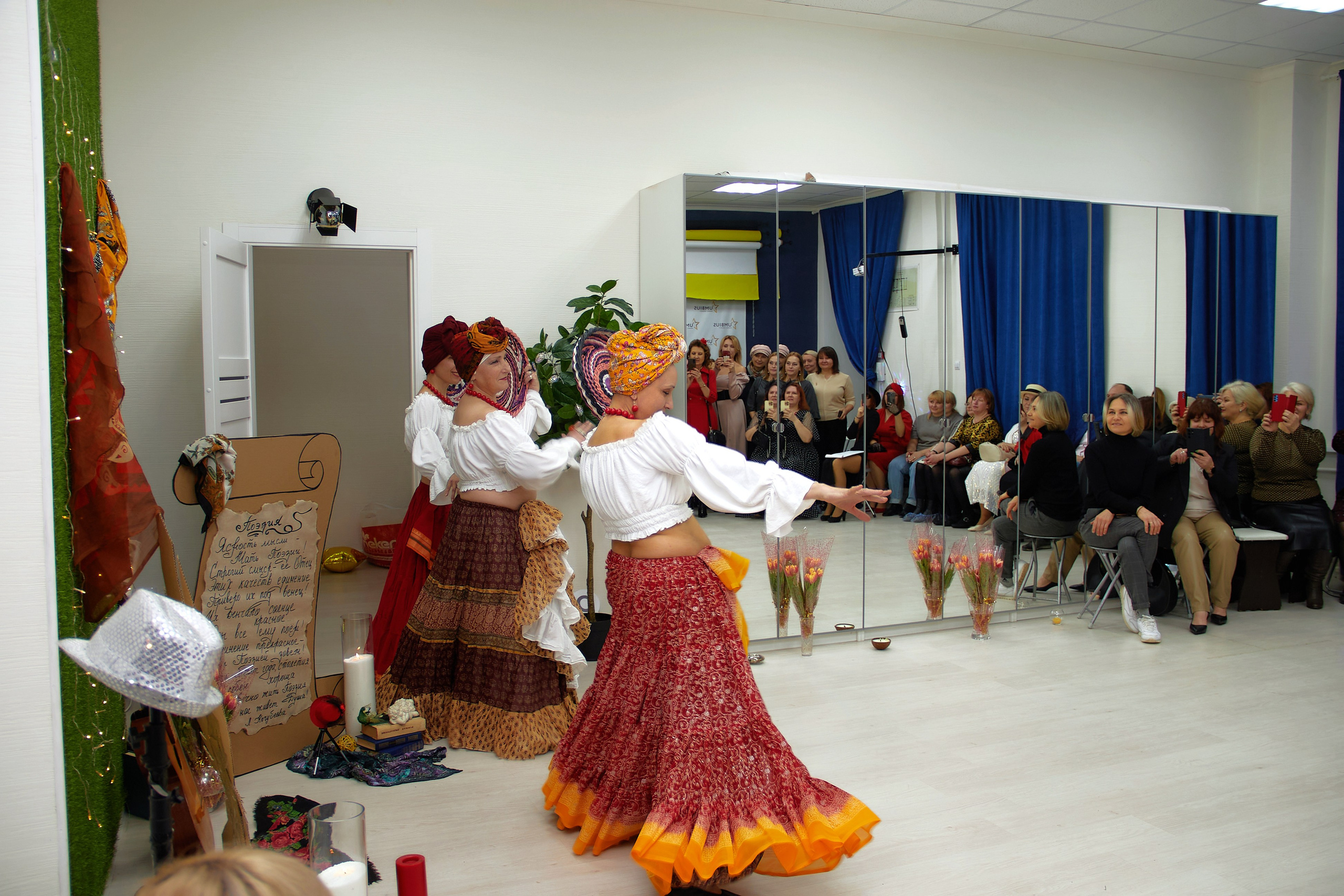 Творческий вечер «Дама в шляпе». Фотограф в Смоленске Ася Польшина