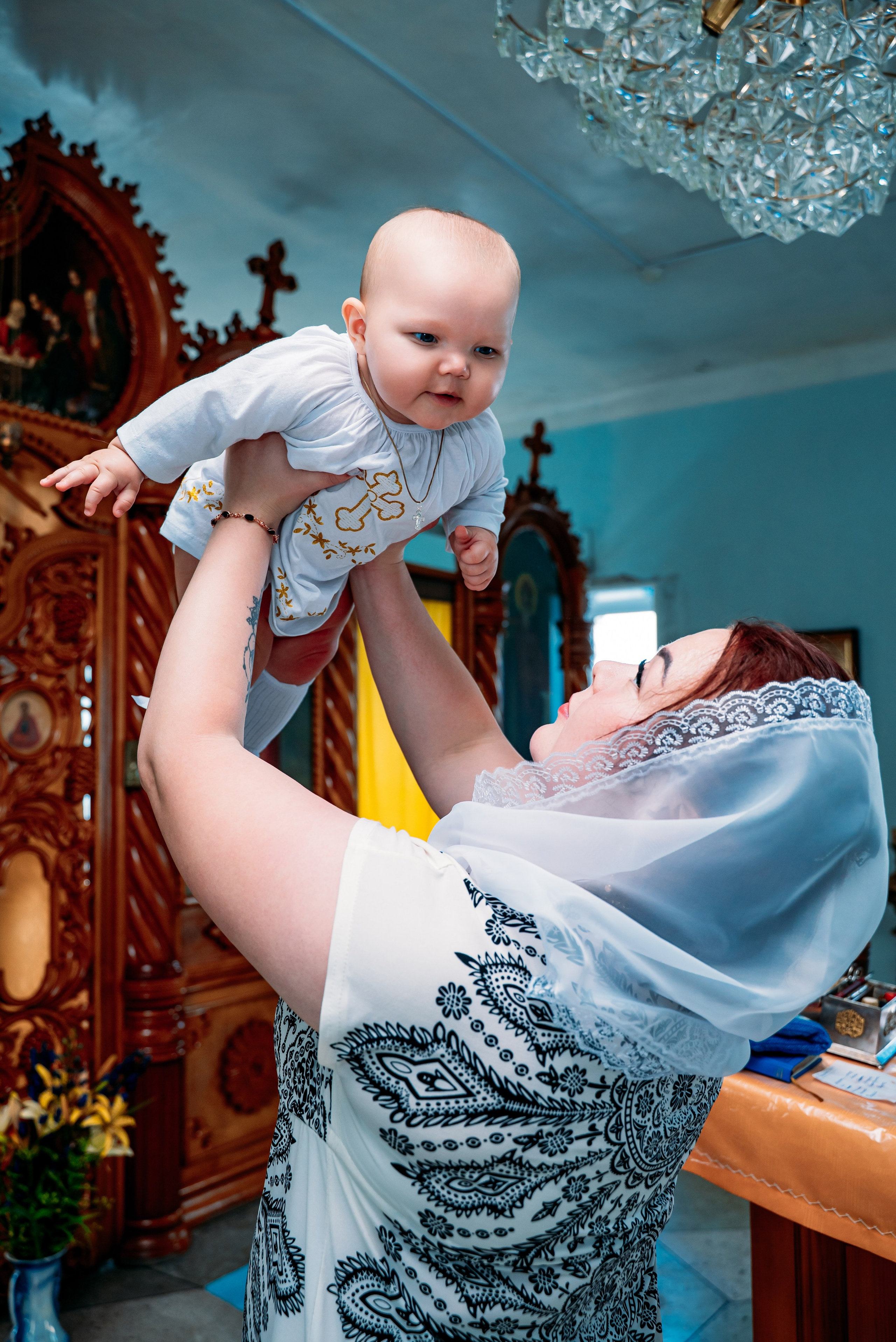 Таинство крещения. Фотограф Алёна Царькова. Киселевск