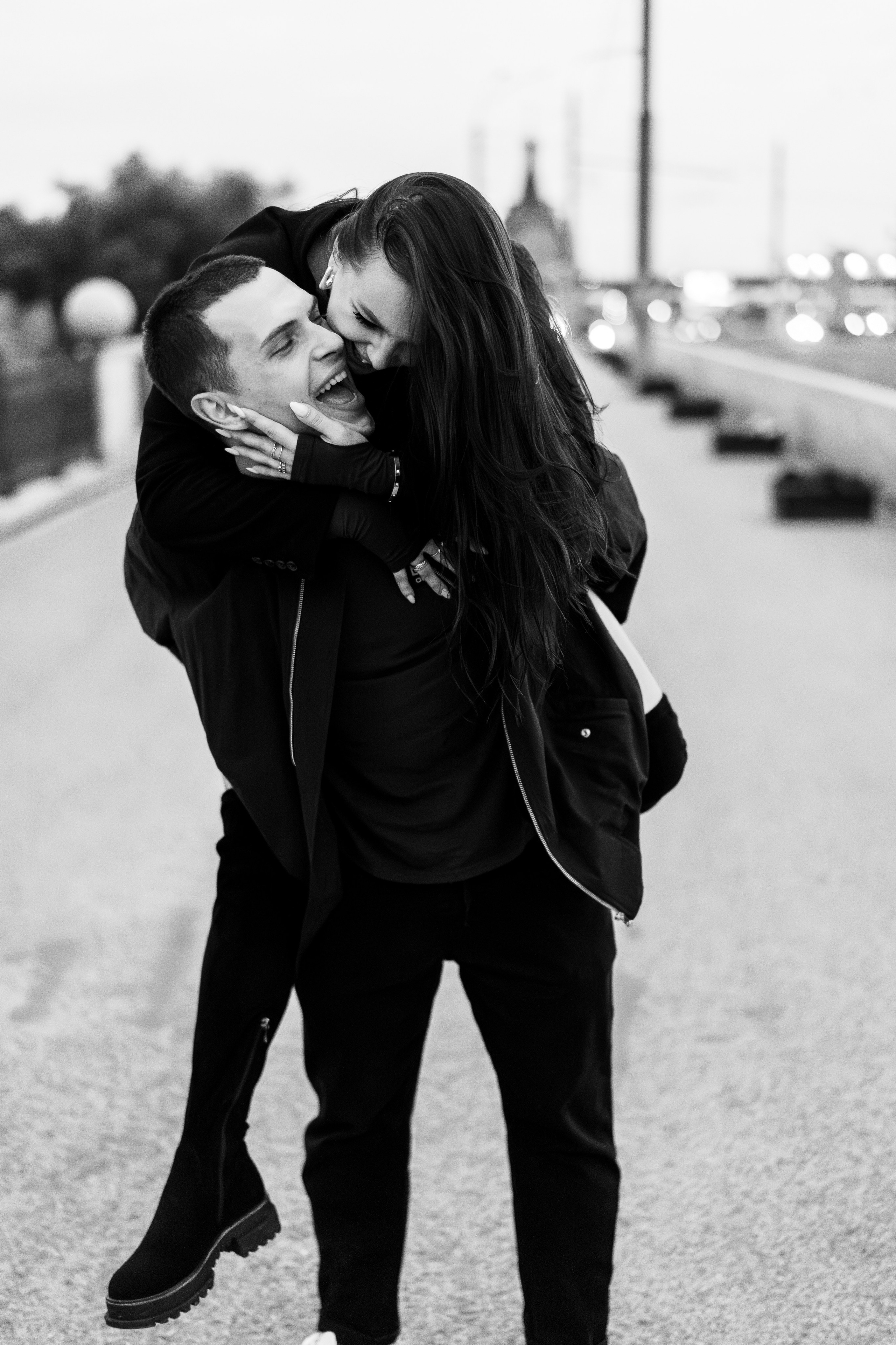 Прогулка по ночному городу. Свадебный фотограф Барнаул Алексей Павлов