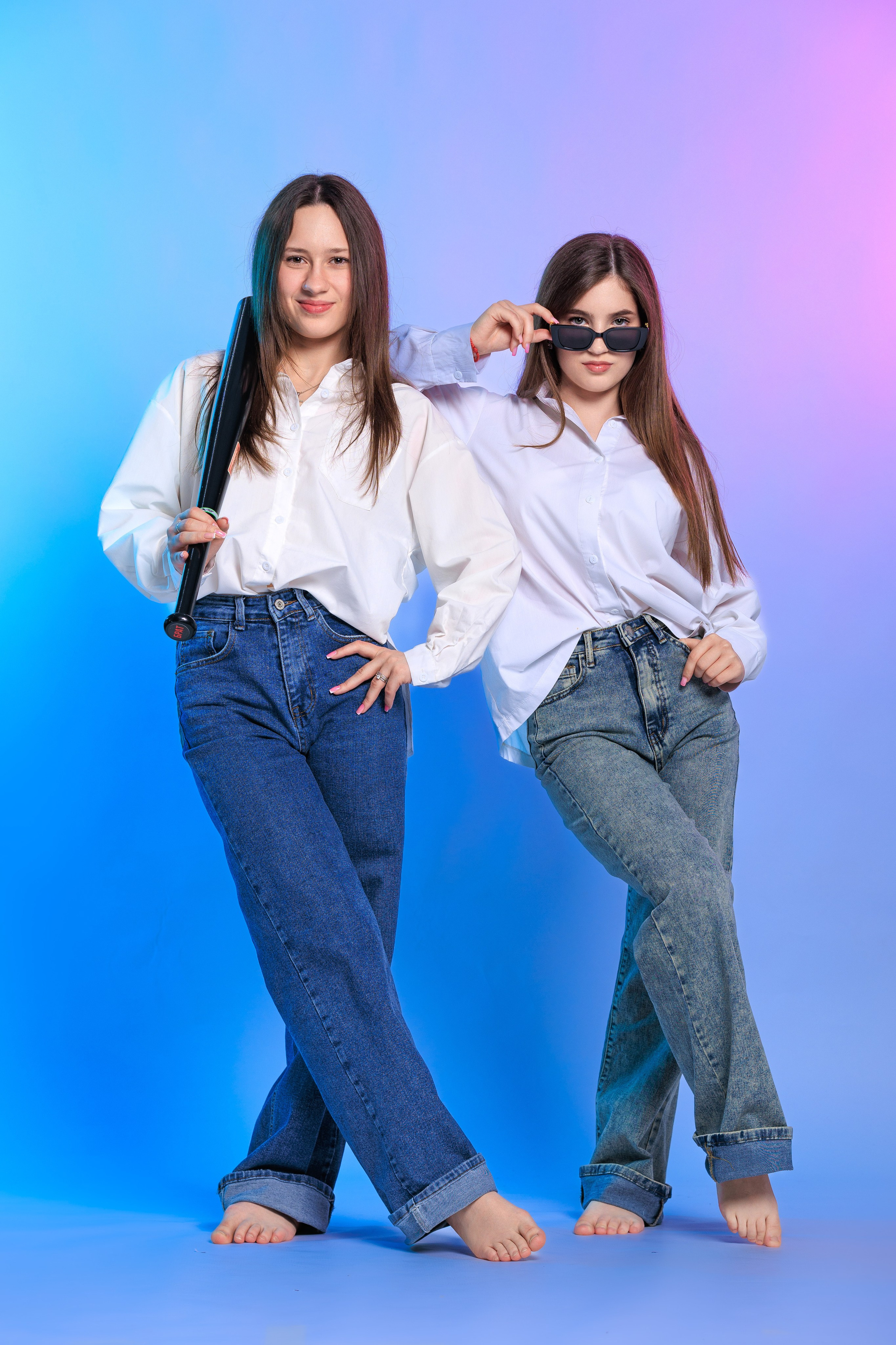 Смотреть фотки в фотостудии. Выпускные альбомы Геленджик, Новороссийск, Краснодар, Туапсе