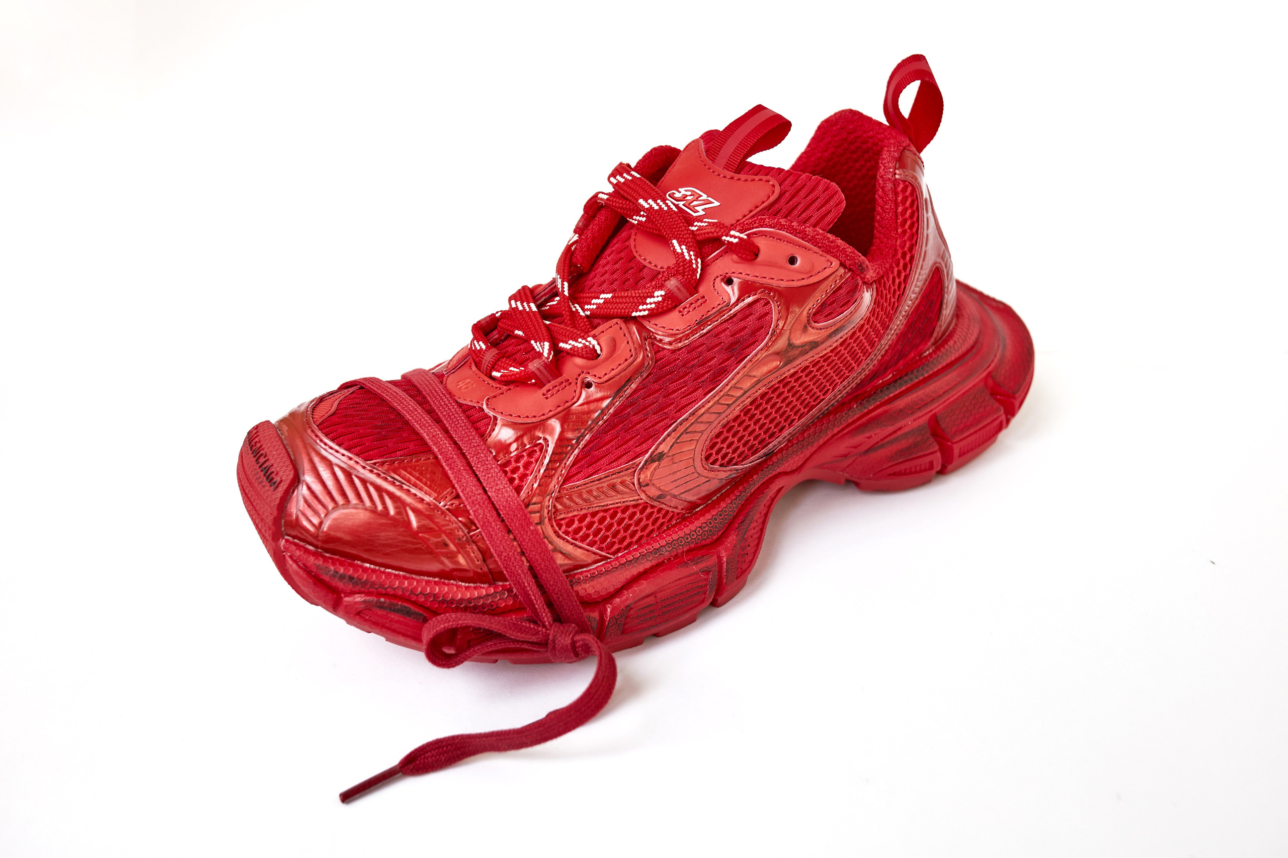 Кроссовки. Фотограф Юлия Маринина