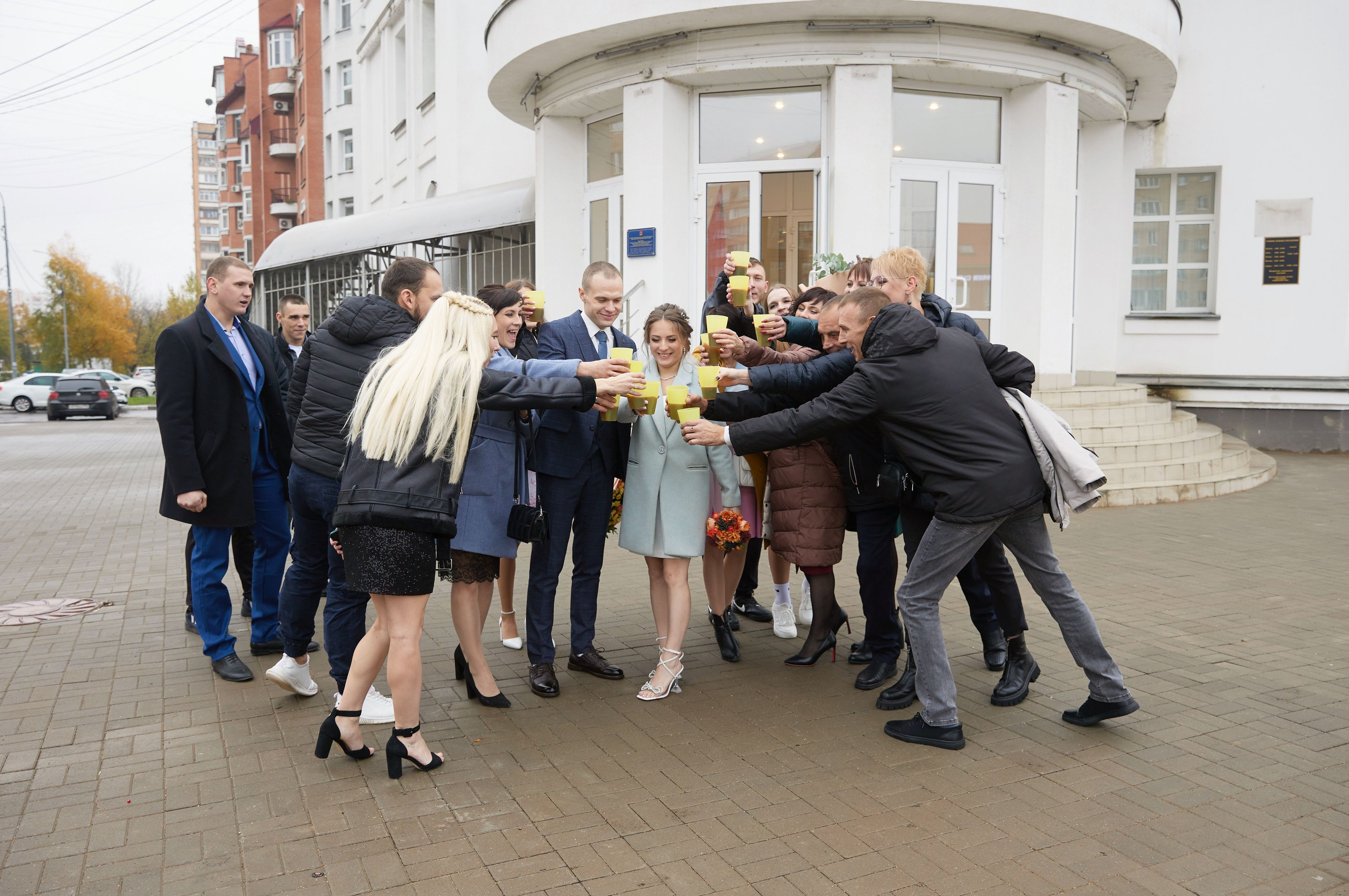 Свадебная фотосессия в городе Лобня и видео