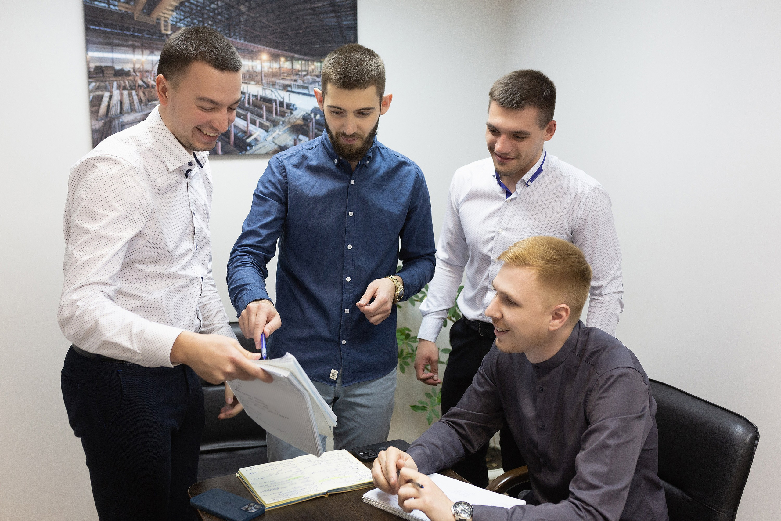 Фотографии офисной работы. Roman — Репортажный фотограф в Новосибирске