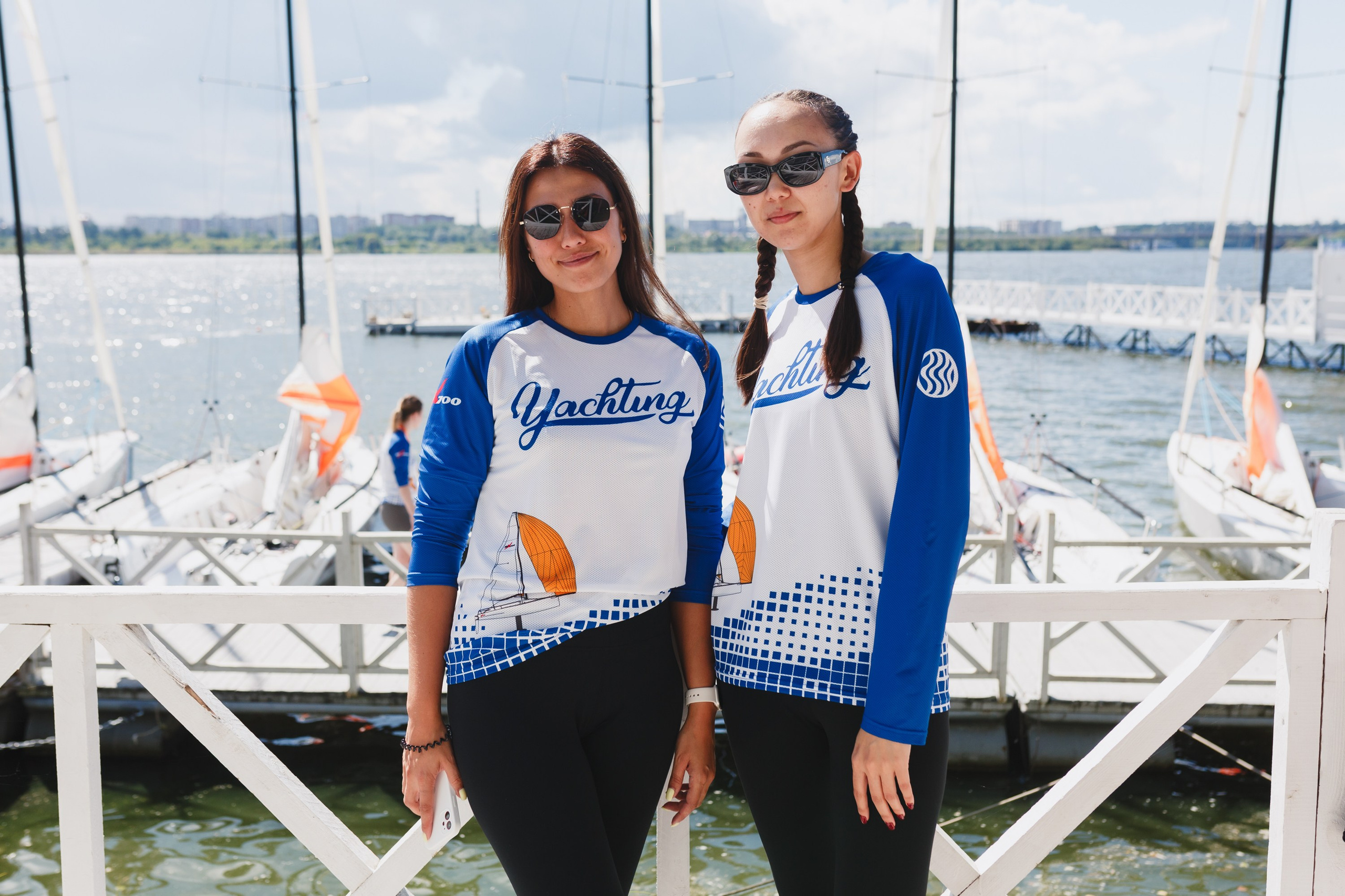 ЯХТИНГ. Roman Photo