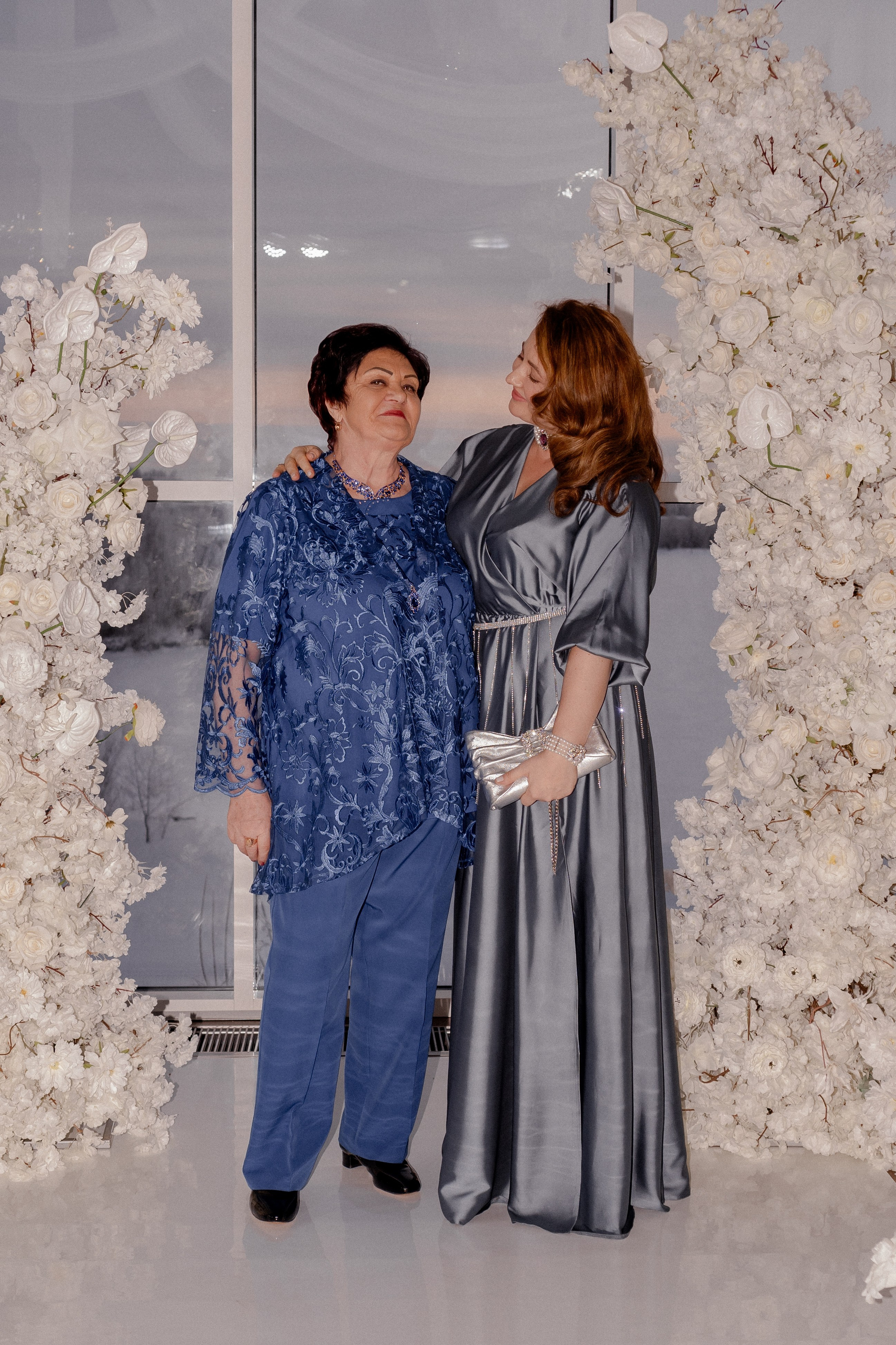 СВАДЕБНАЯ СЬЕМКА СБОРОВ В ОТЕЛЕ И ВЫЕЗД НА ЦЕРЕМОНИЮ (СНЯТО В СИБИРЕ В НИЖНЕВАРТОВСКЕ). Профессиональный фотограф, Санкт-Петербург — Виктория Богомолова