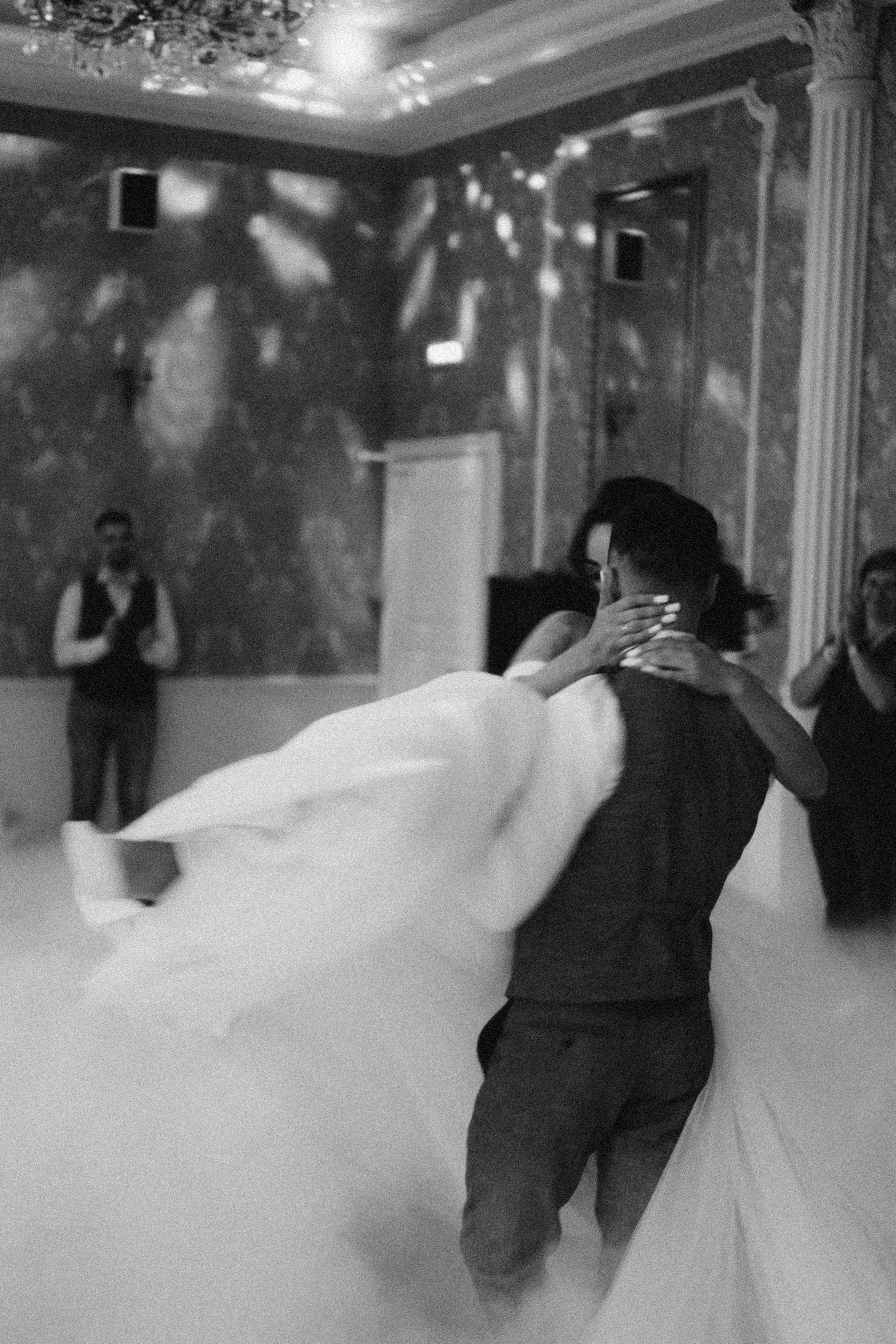 ТАНЕЦ ЖЕНИХА И НЕВЕСТЫ. Профессиональный фотограф, Санкт-Петербург — Виктория Богомолова