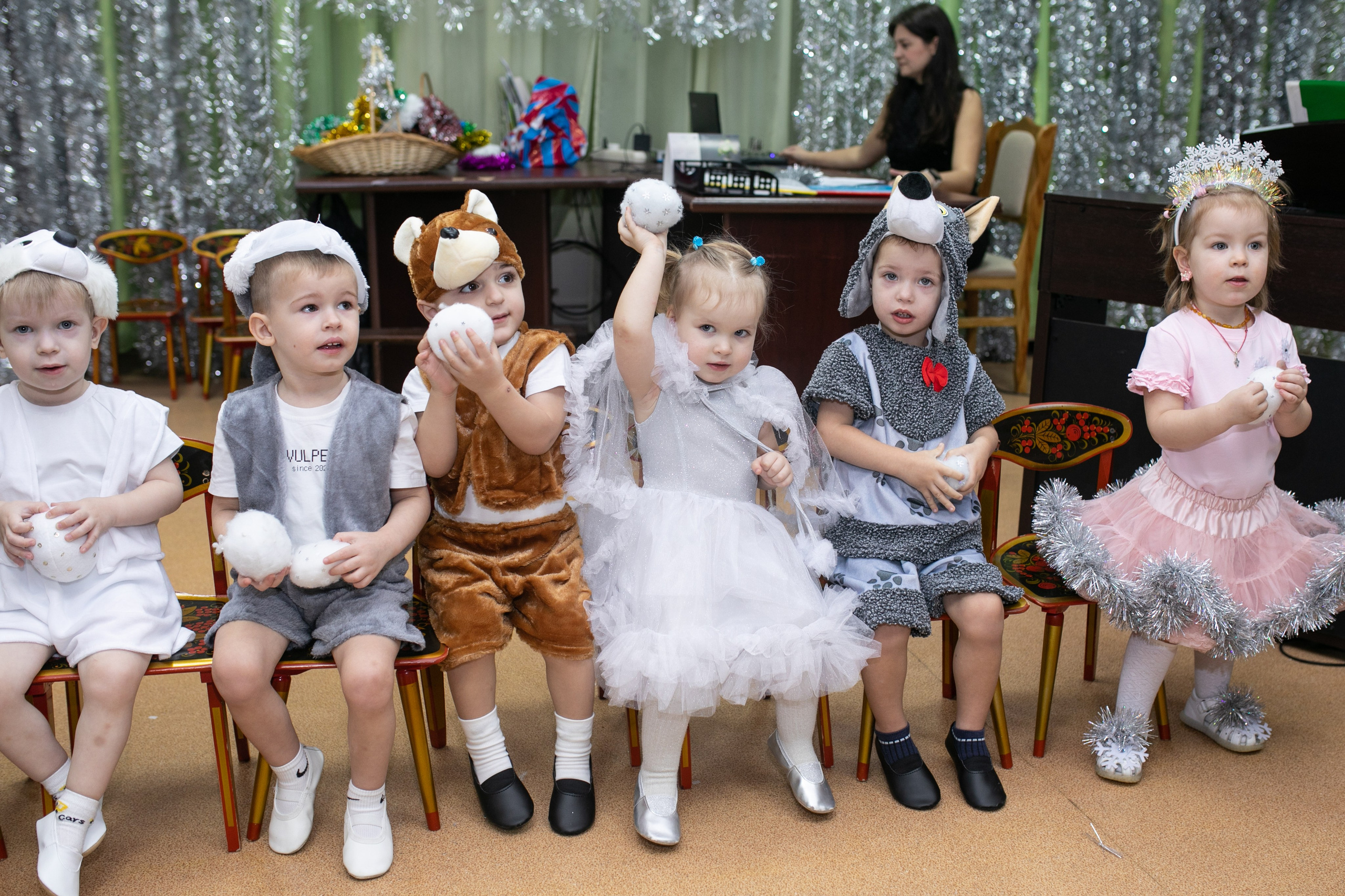 Жаконя д-с 490 Ясли новогодний утренник. Фотограф в Новосибирске Ася Зверева