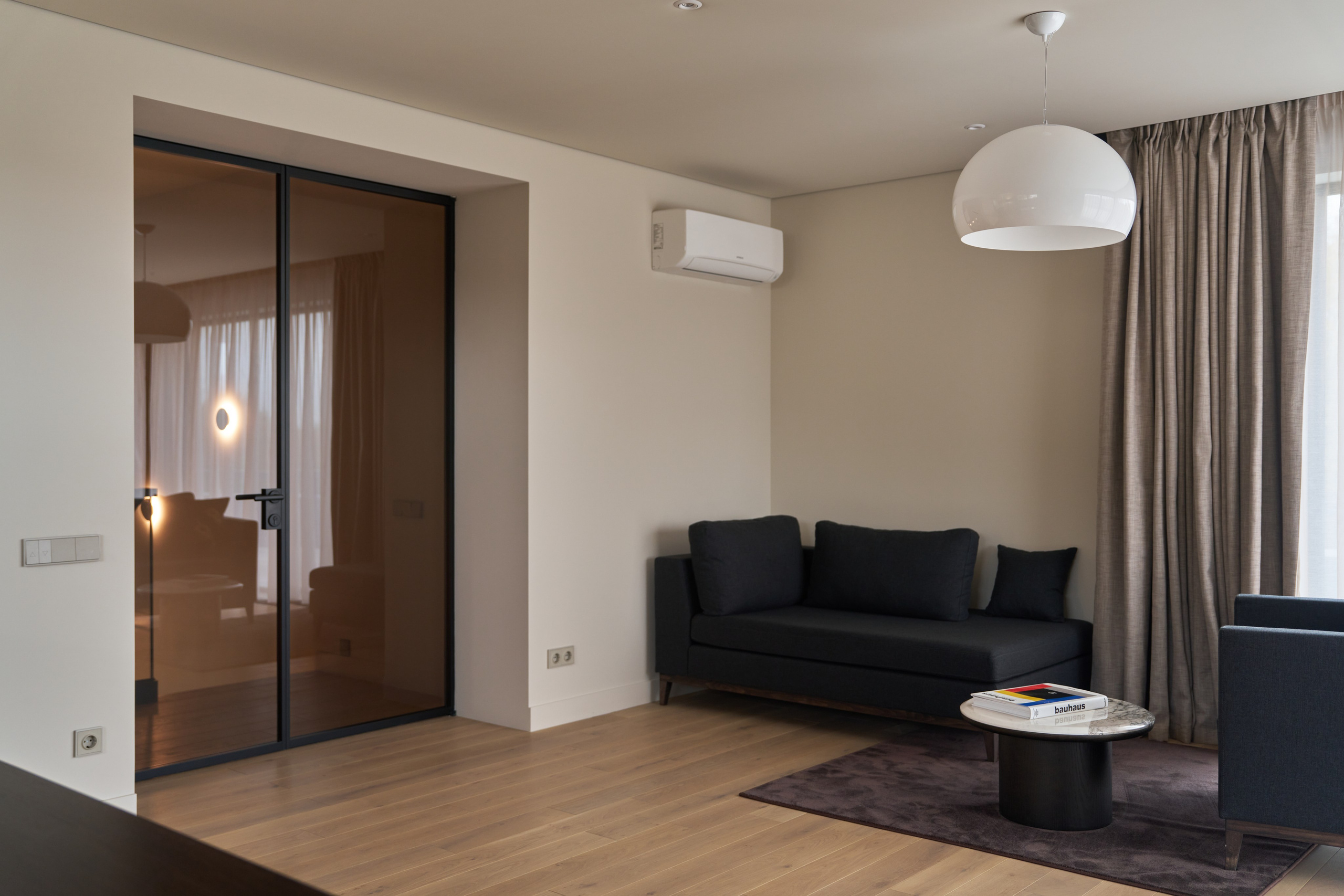 Q-House (420 кв.м). Рекламный, интерьерный, предметный фотограф в Москве, Санкт-Петербурге Ждан Павел