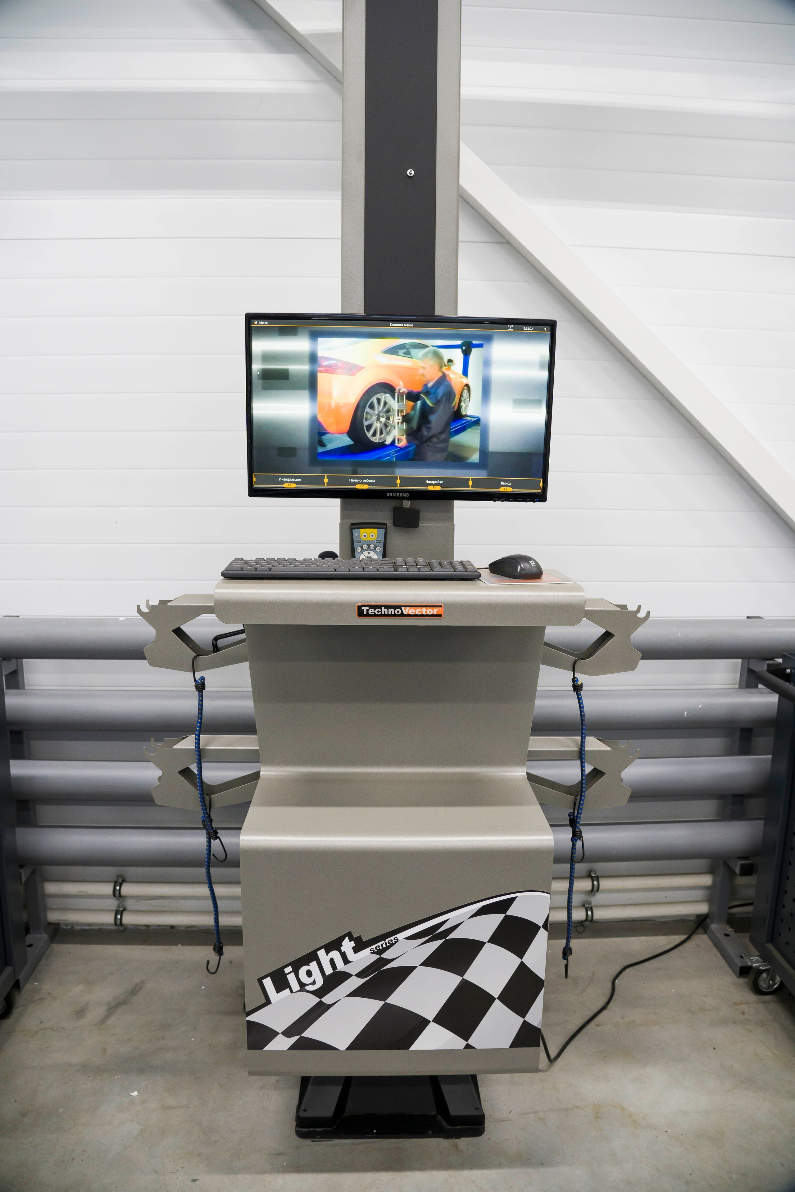 Съемка автосервиса автомойки. Фотограф в Санкт-Петербурге. Репортажная и все съёмки для бизнеса