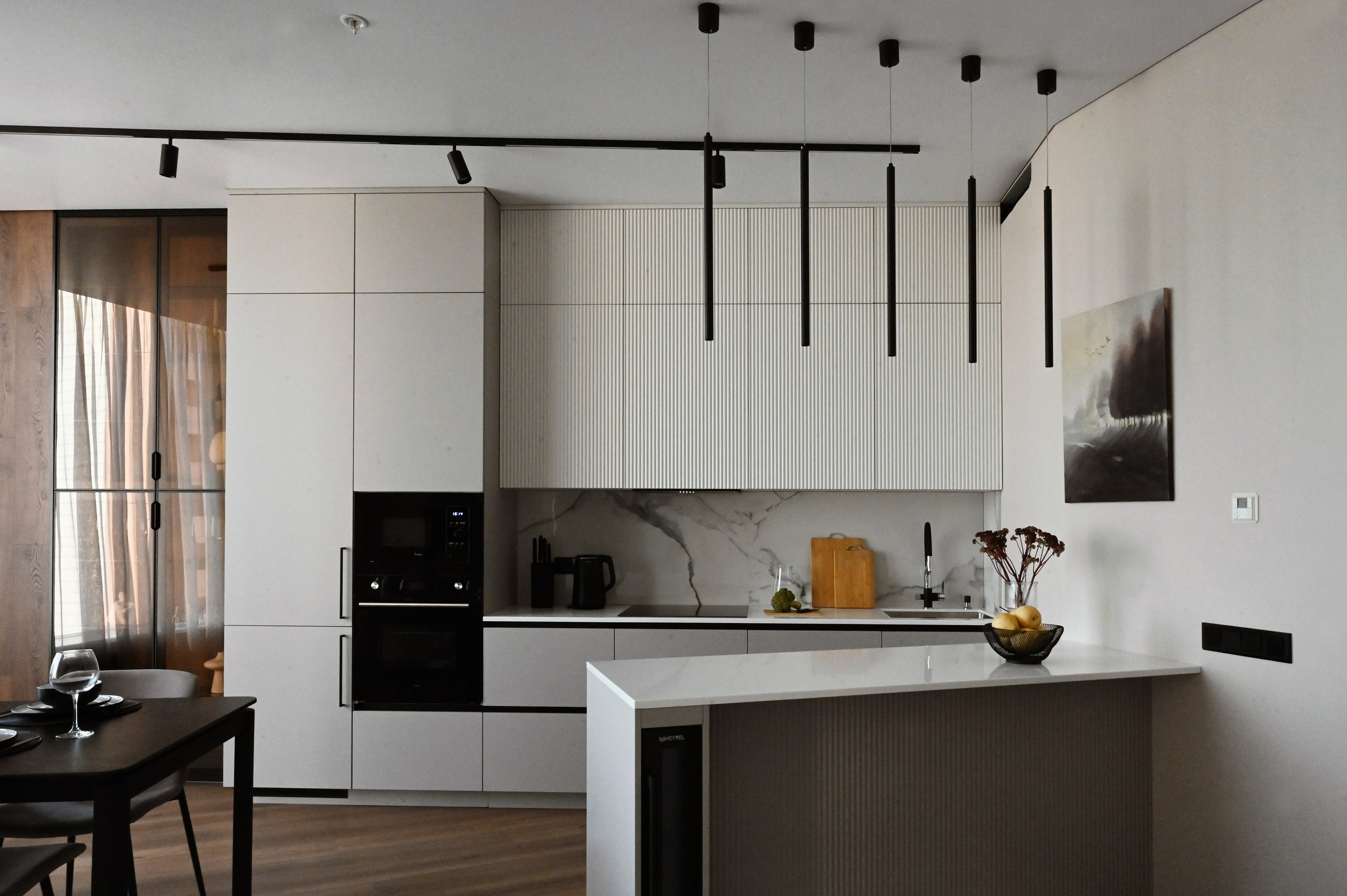 Башня Исеть дизайнер Вероника Миллер. Мебель на заказ