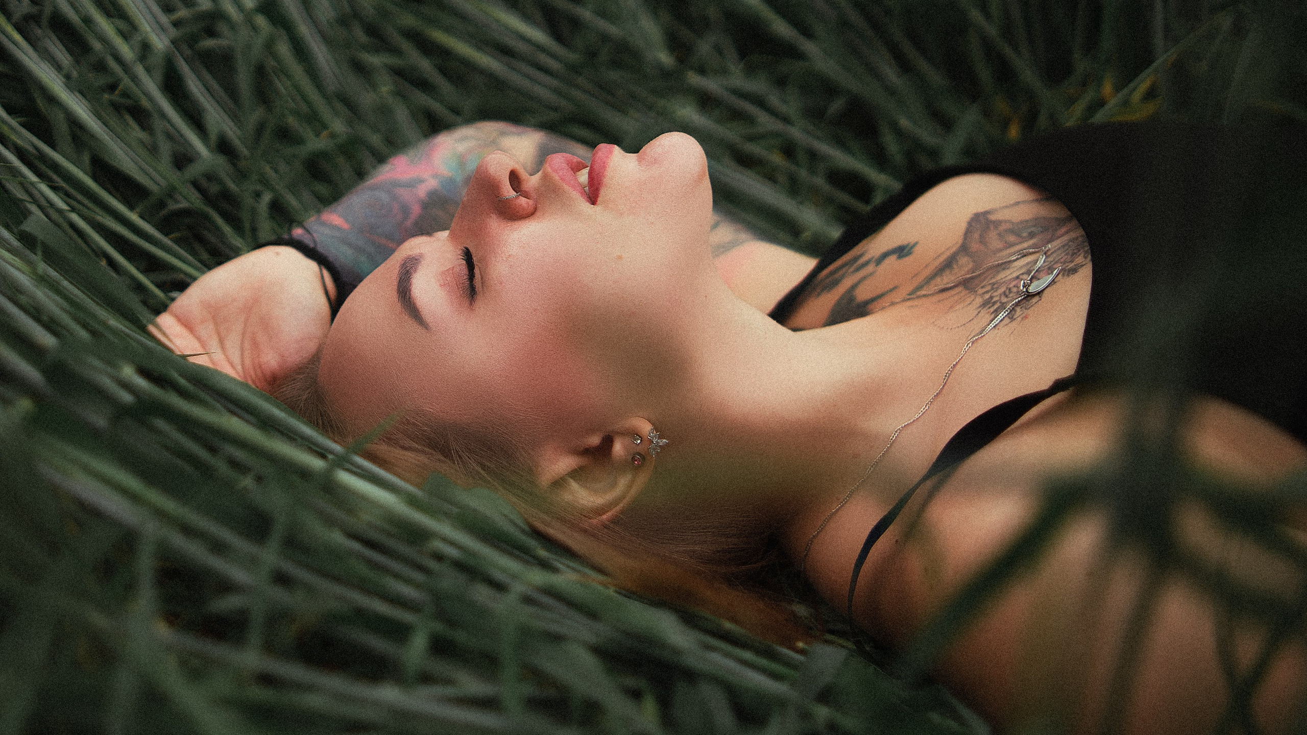 Фотосессия на улице для Оксаны в Новосибирске. Фотограф в Новосибирске Владислав Унтерберг