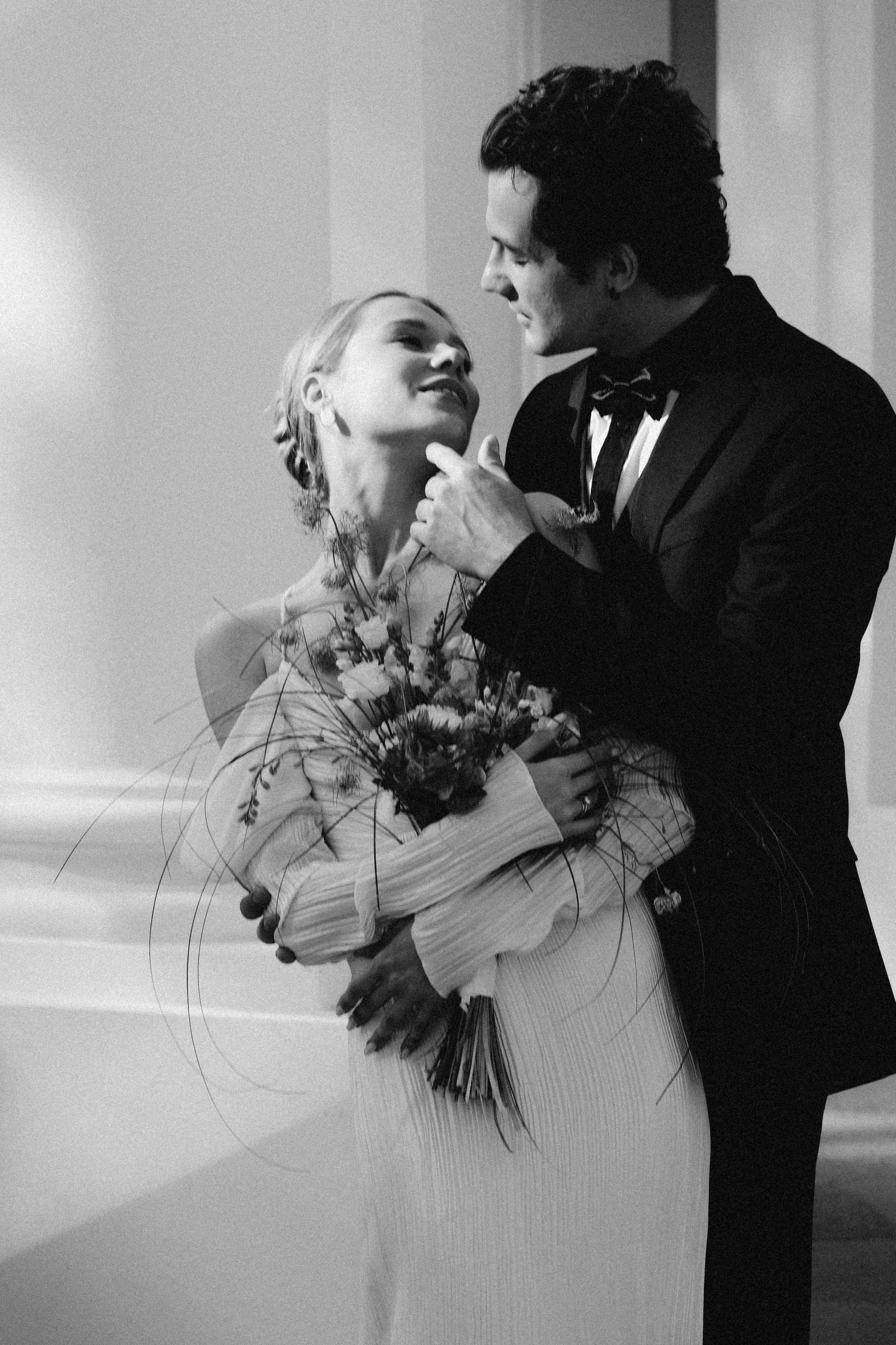 СВАДЕБНАЯ СЬЕМКА В ПАРКЕ ОРАНИЕНБАУМ. Профессиональный фотограф, Санкт-Петербург — Виктория Богомолова