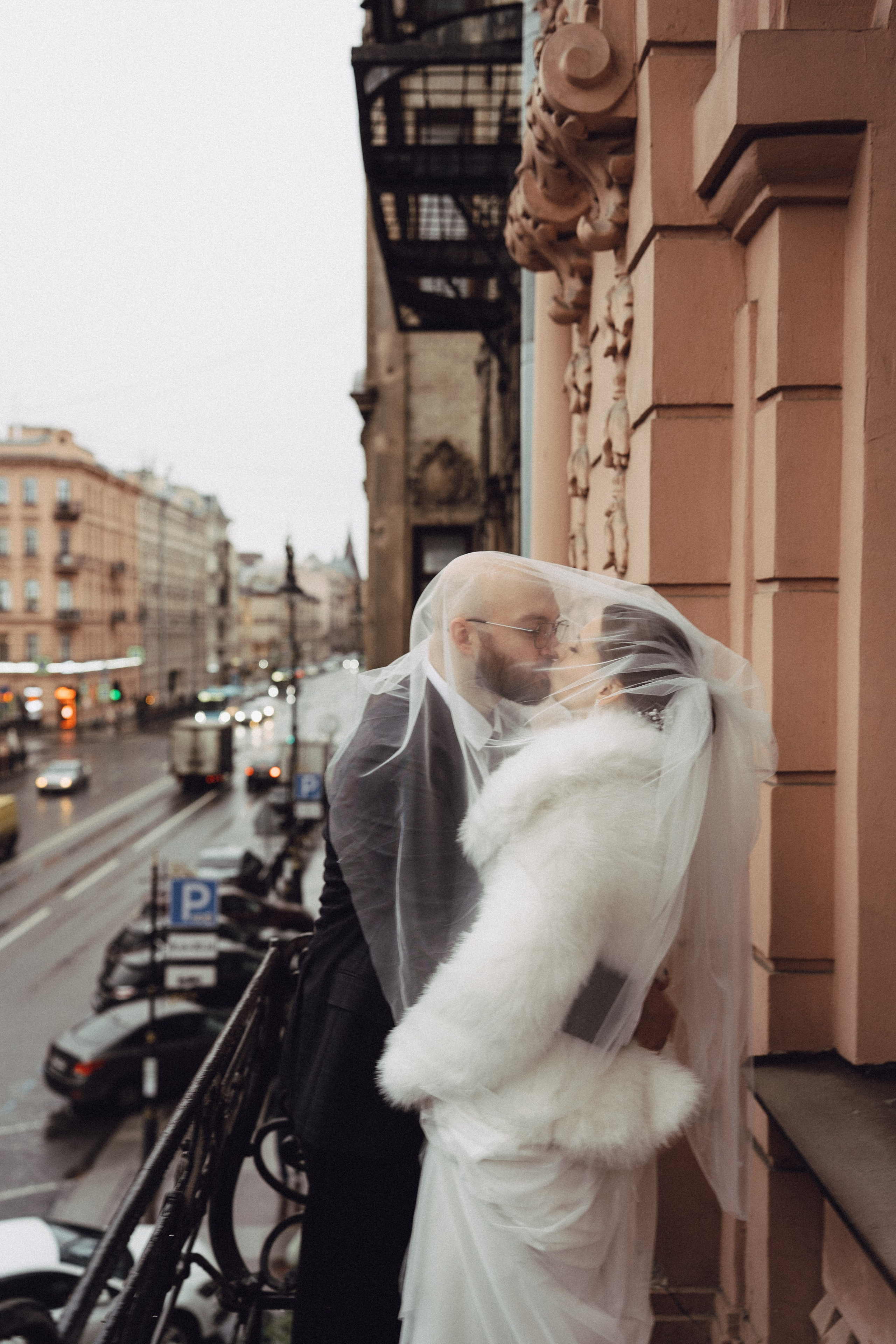 СВАДЕБНАЯ СЬЕМКА ВО ВТОРОМ ДВОРЦЕ (ДЕКАБРЬ) ТАКЖЕ СЬЕМКА В СТУДИИ НА ЧЕРНЫШЕВСКОЙ. Профессиональный фотограф, Санкт-Петербург — Виктория Богомолова