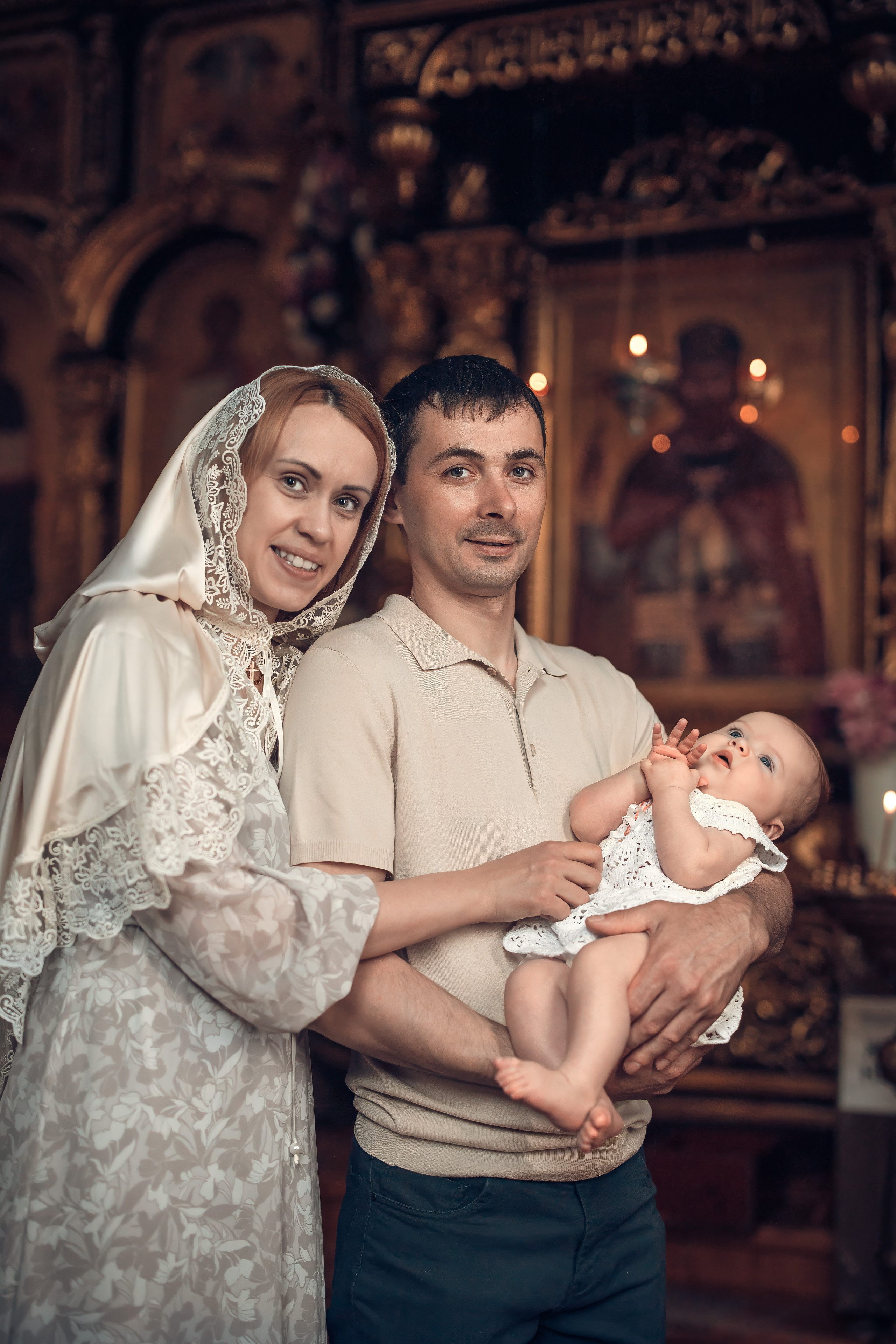 Таинства Крещения и Венчания в Старом Осколе. Фотостудия для новорожденных в Старом Осколе Гильфановых Юрия и Ольги