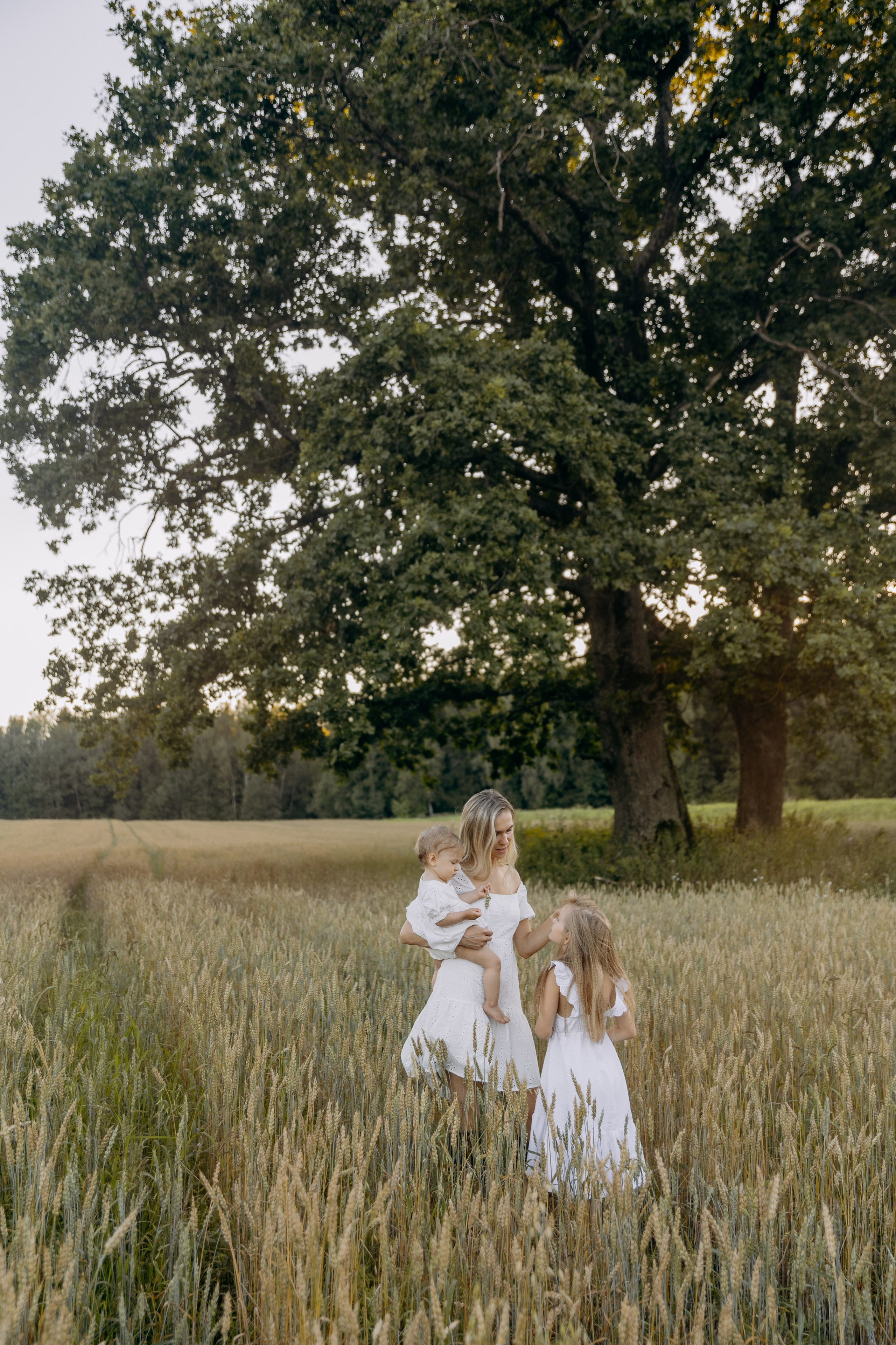 Ульяна, Мира и Амелия. Семейный фотограф Земскова Евгения
