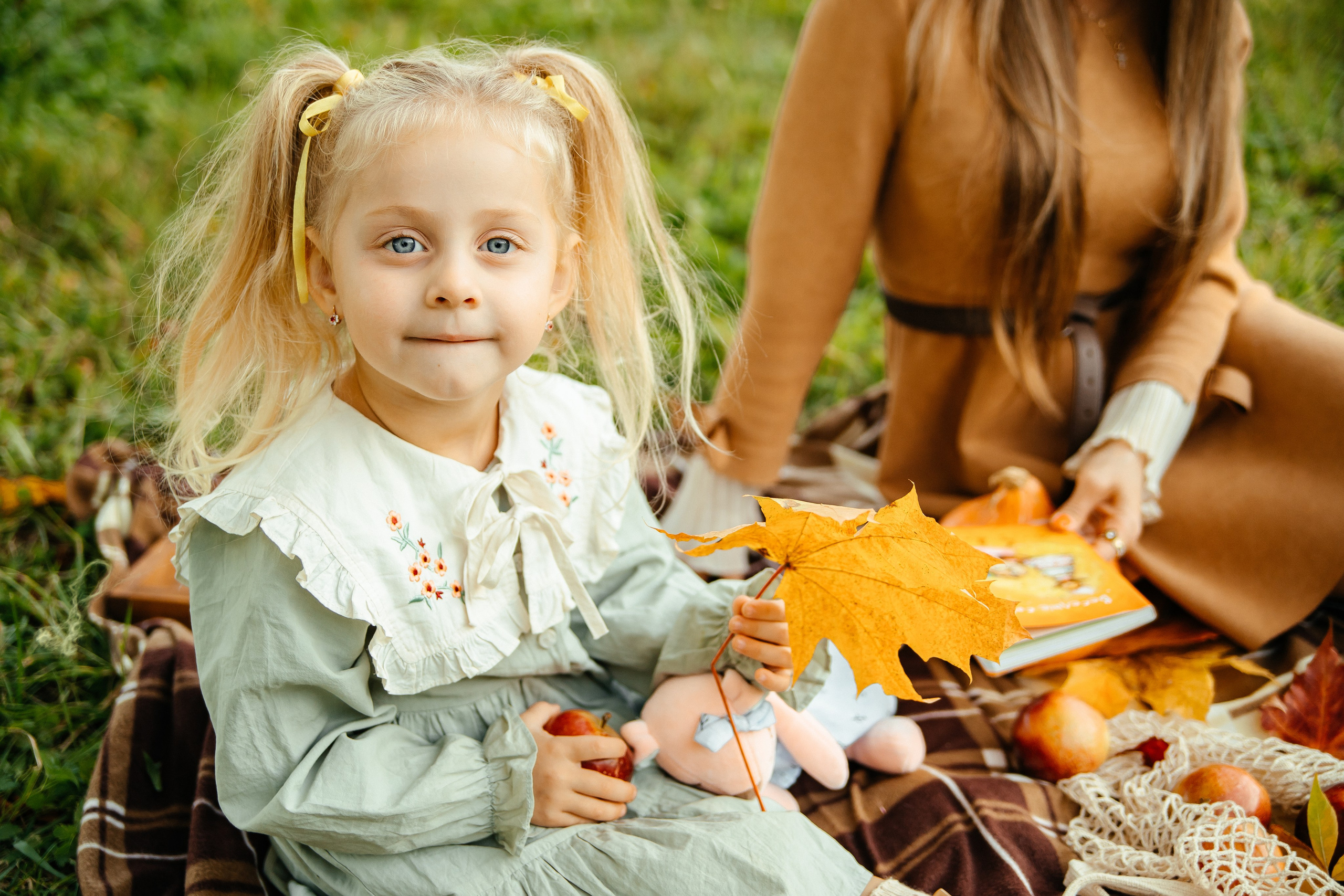 Фотопленэр в осеннем парке. Elena Sova — семейный и женский фотограф в Санкт-Петербурге