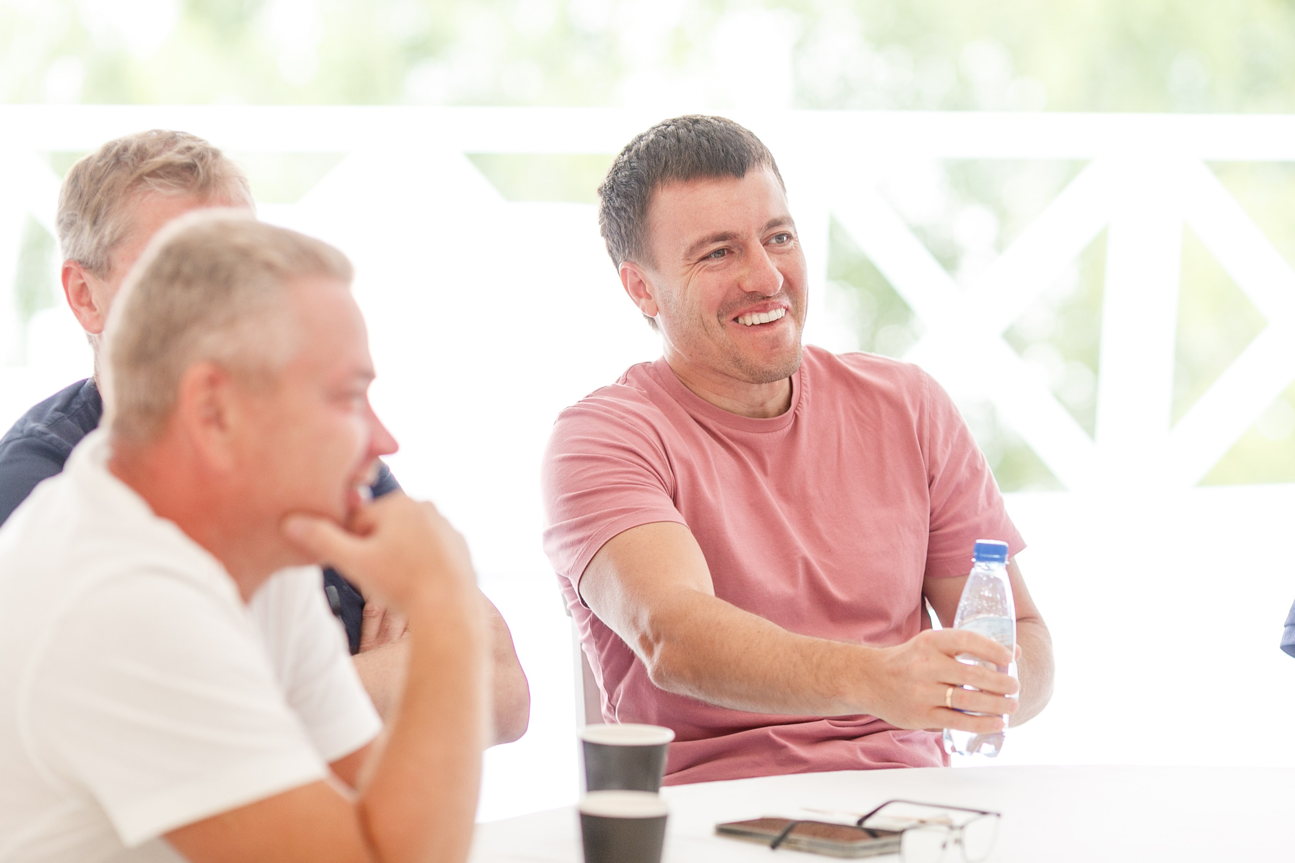 Выездной коучинг на берегу Строгинской поймы. Репортажный фотограф Борис Геер