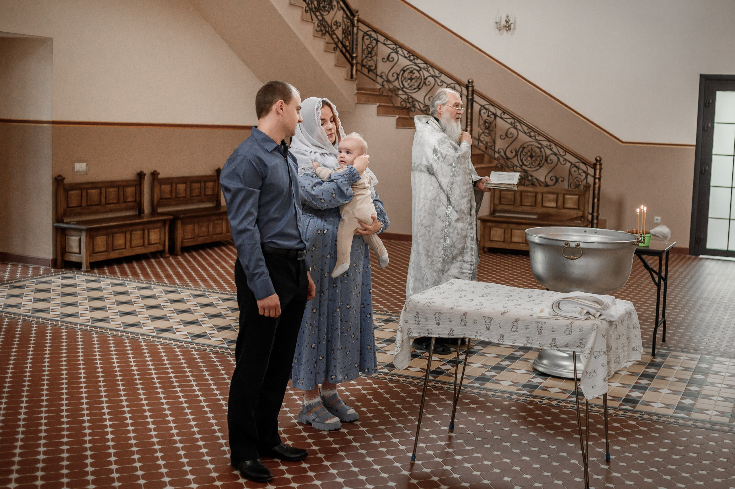 Фотограф на крещение в Рязани Валя Лялина. Фотограф новорождённых в Рязани, фотосъемка выписки из роддома, крещен
