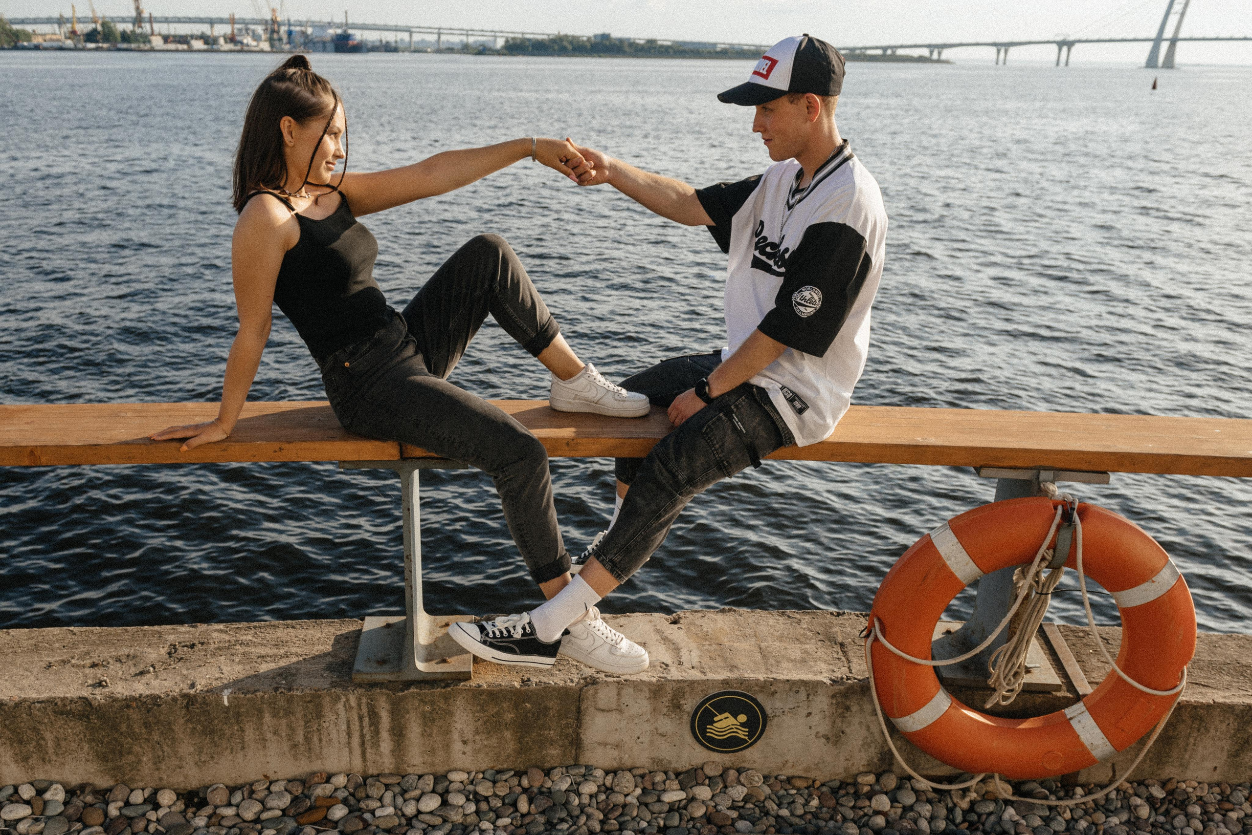 Парная фотосессия влюбленных в американском стиле в Севкабеле. Свадебный и семейный фотограф в Санкт-Петербурге Татьяна Пастухова