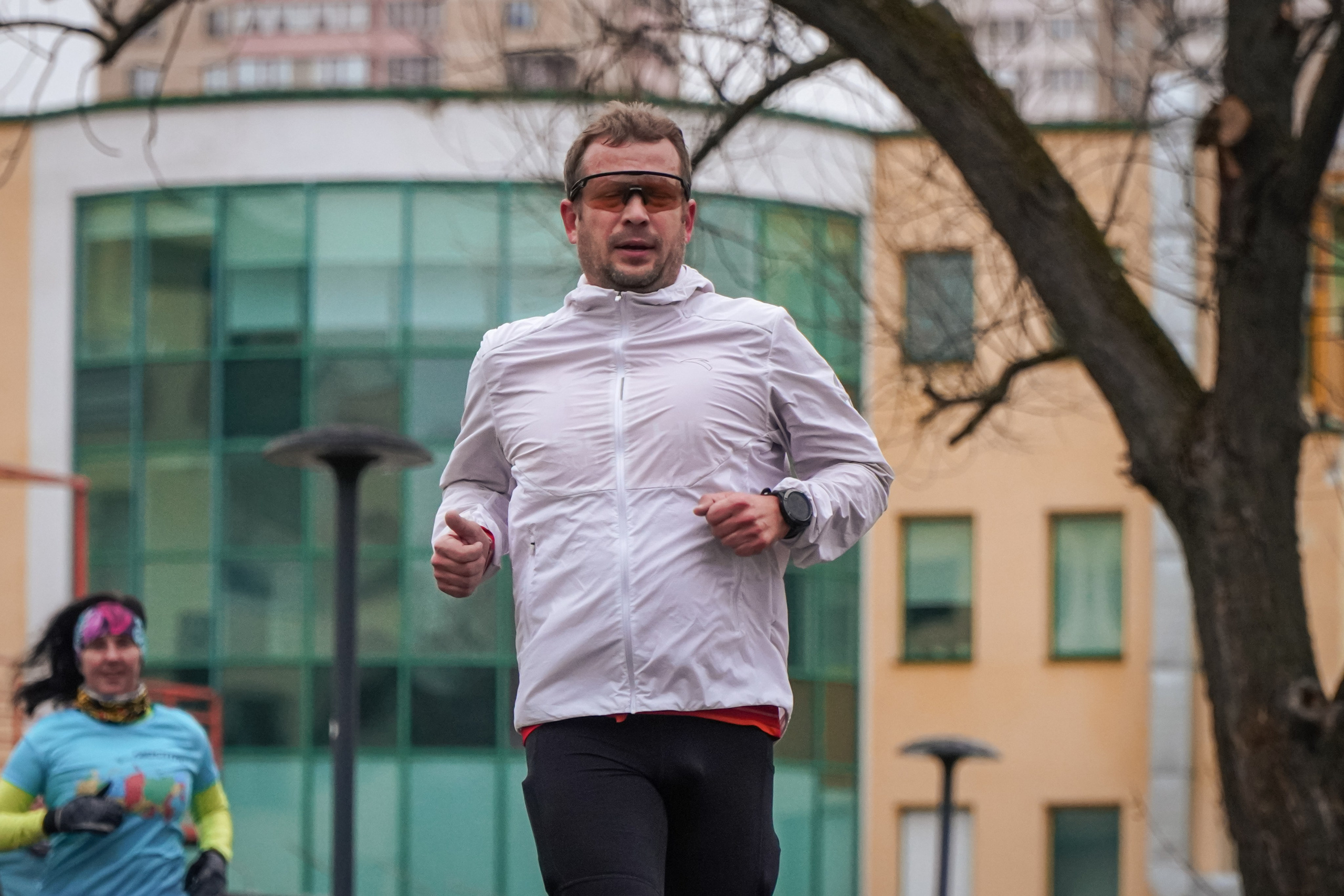 5 вёрст Реутов 16.11.2024. Роман Капилюшов. Бег. Фото. Видео. г. Люберцы