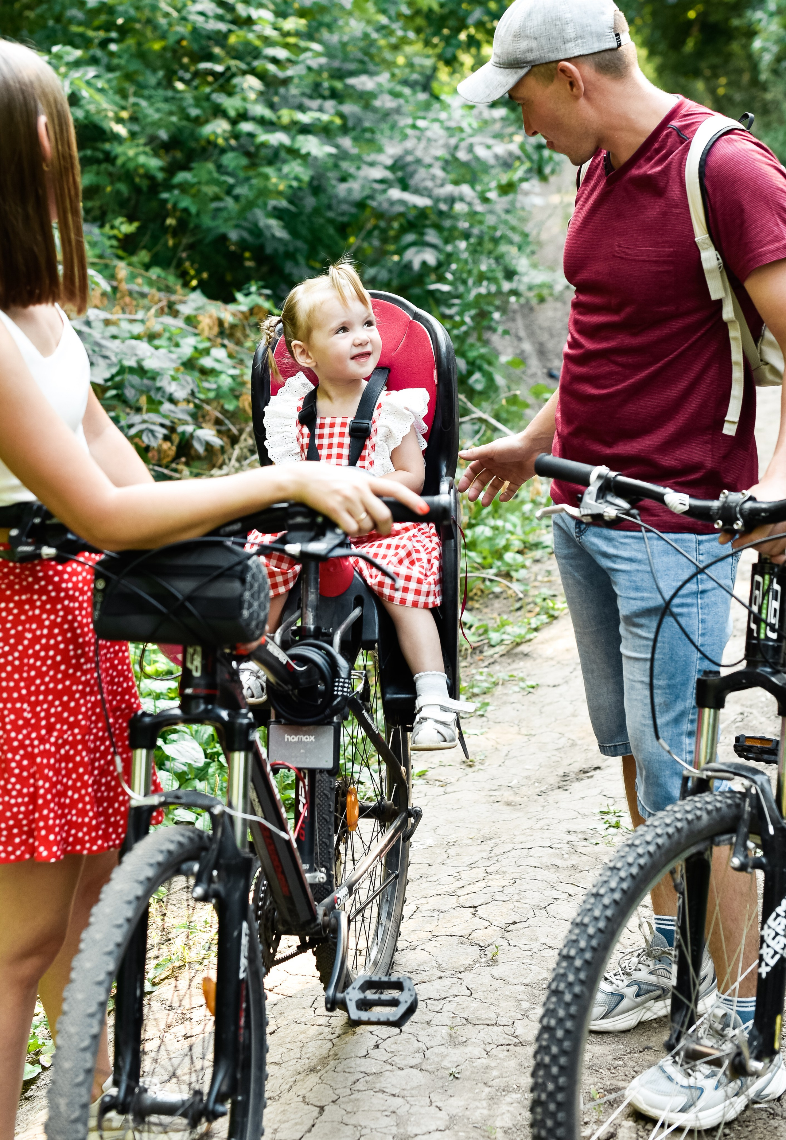 Семья Любочки, Максима и Машеньки