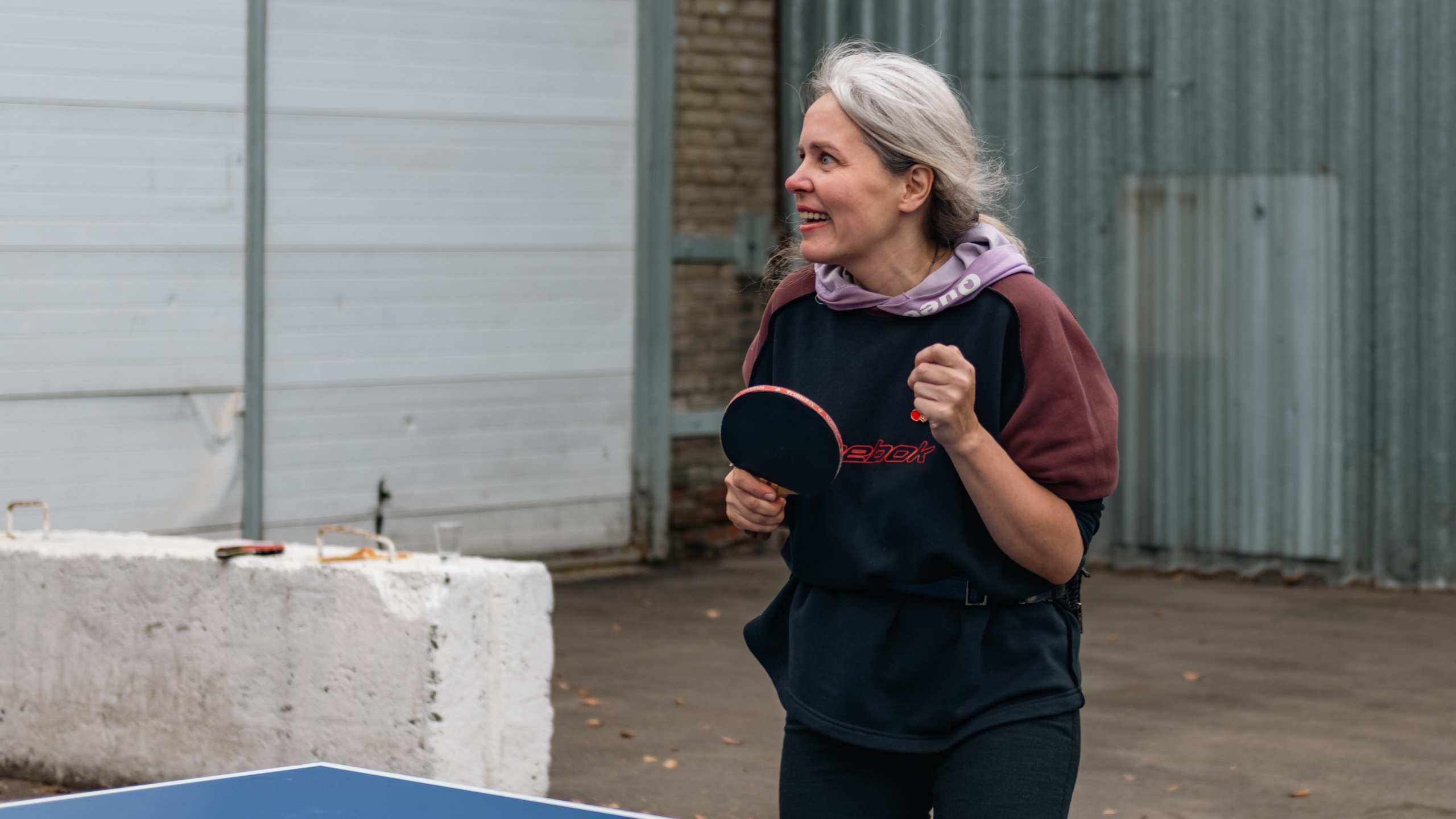 Съемка турнира по настольному теннису в НКО «Ночлежка». Фотограф в Москве. Шахабудин
