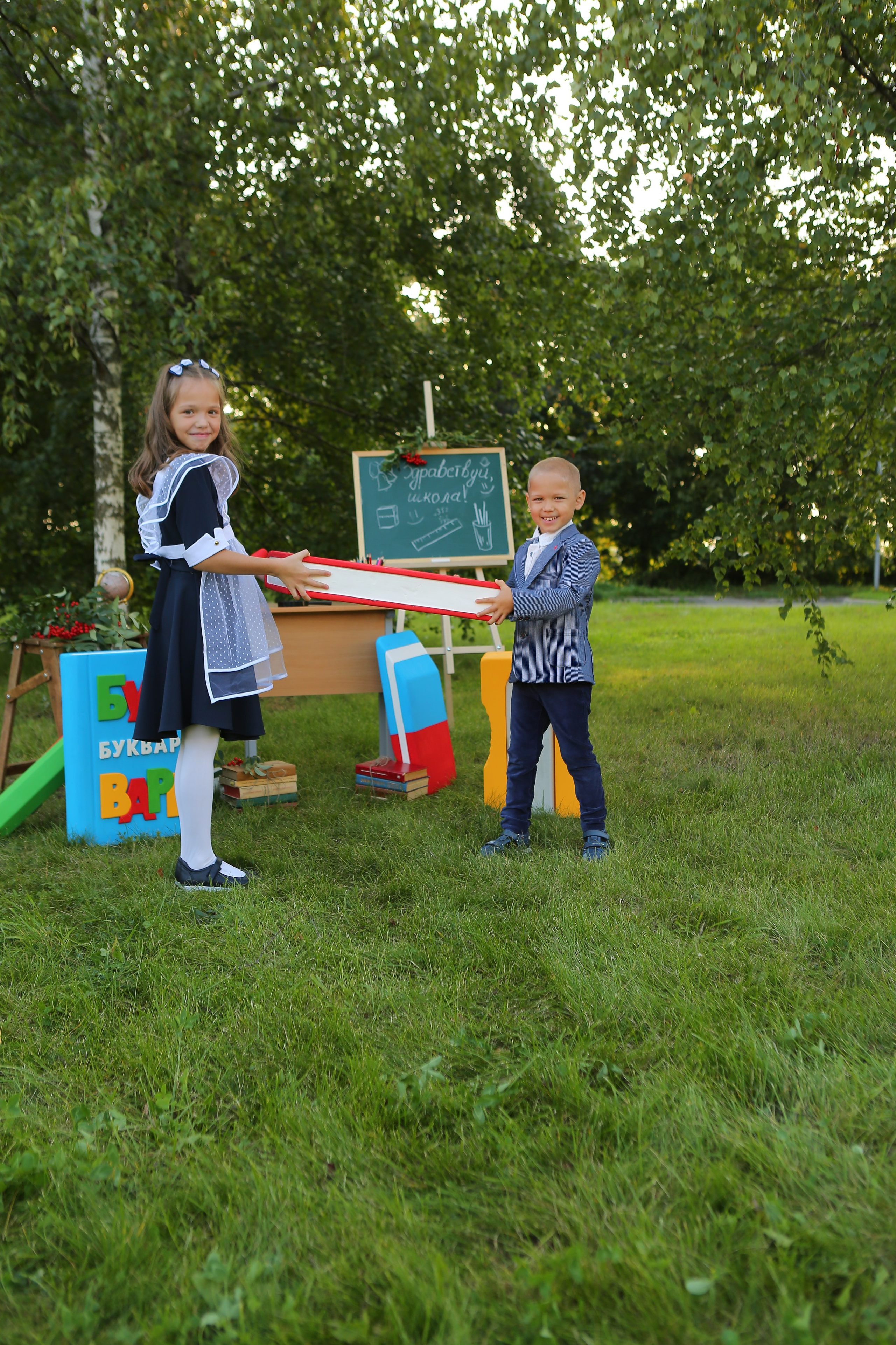 Фотопроект для начальных классов. Студия детской и семейной фотографии 12кадров