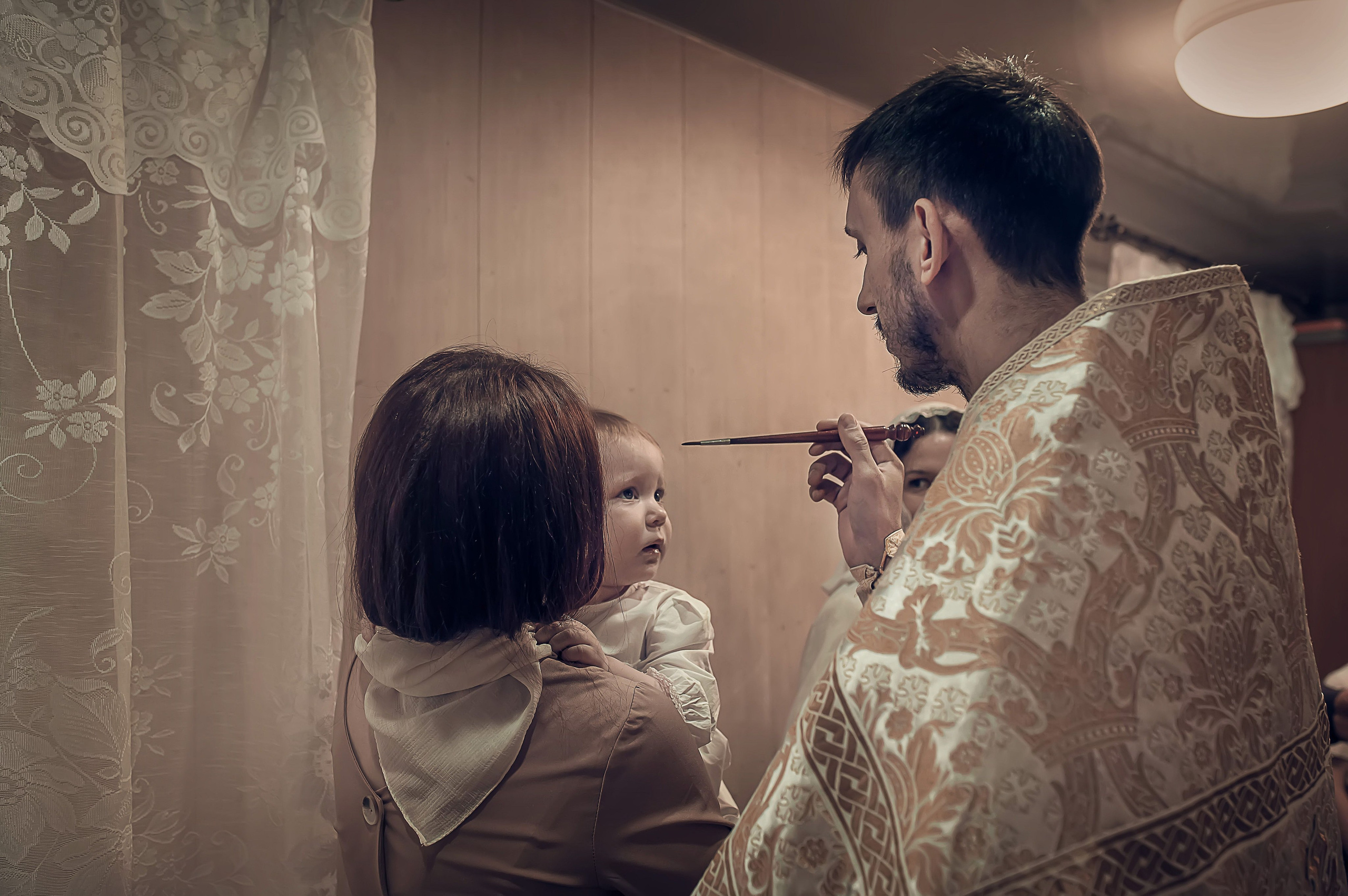 Сьемка крещения в Красноярске. Фотографы крещения/венчания  Красноярск Татьяна и Вячеслав Переваловы