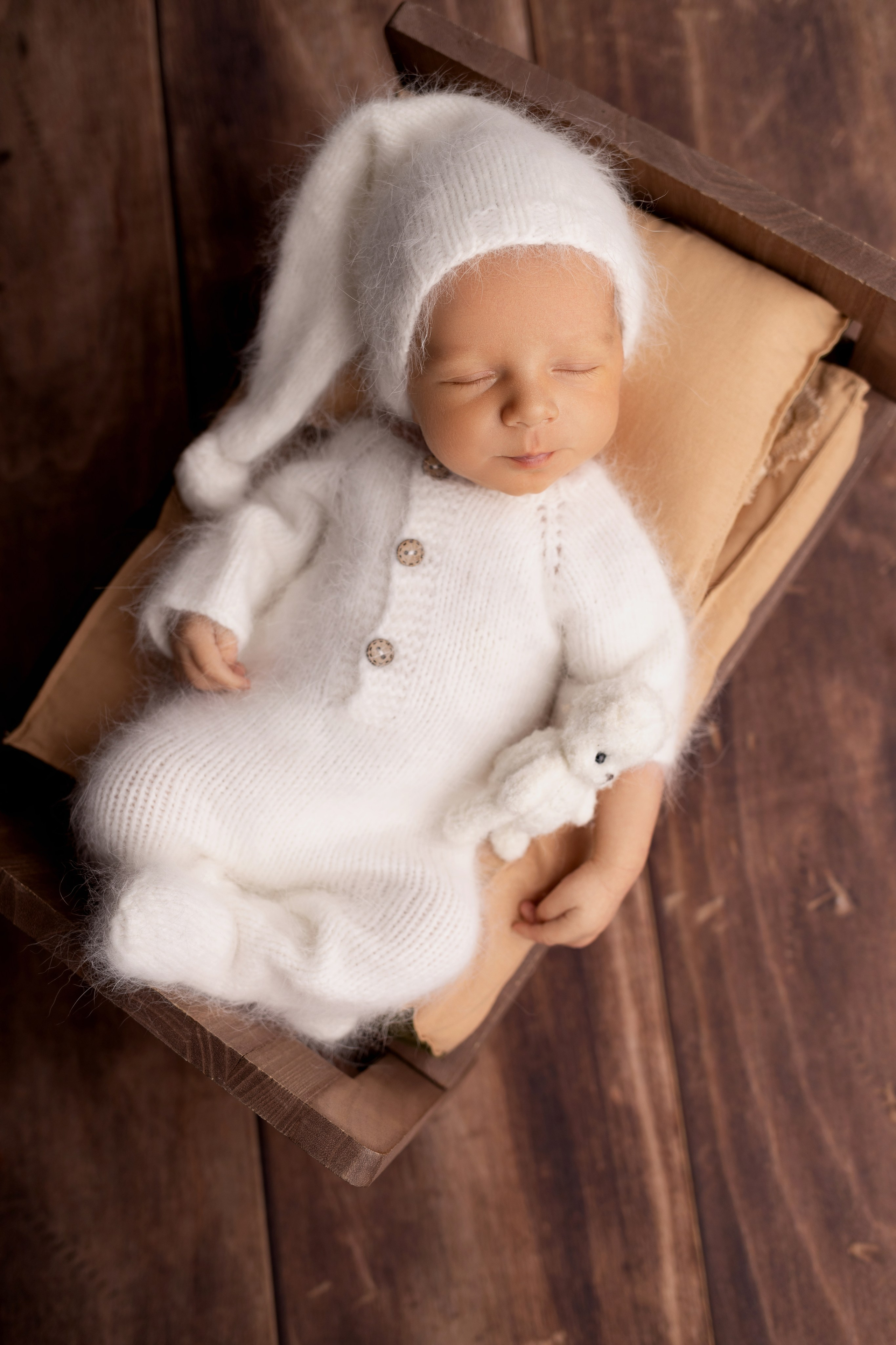 Классическая фотосессия малыша. Фотограф новорожденных малышей в Омске и Омской области Эльвира Камаева