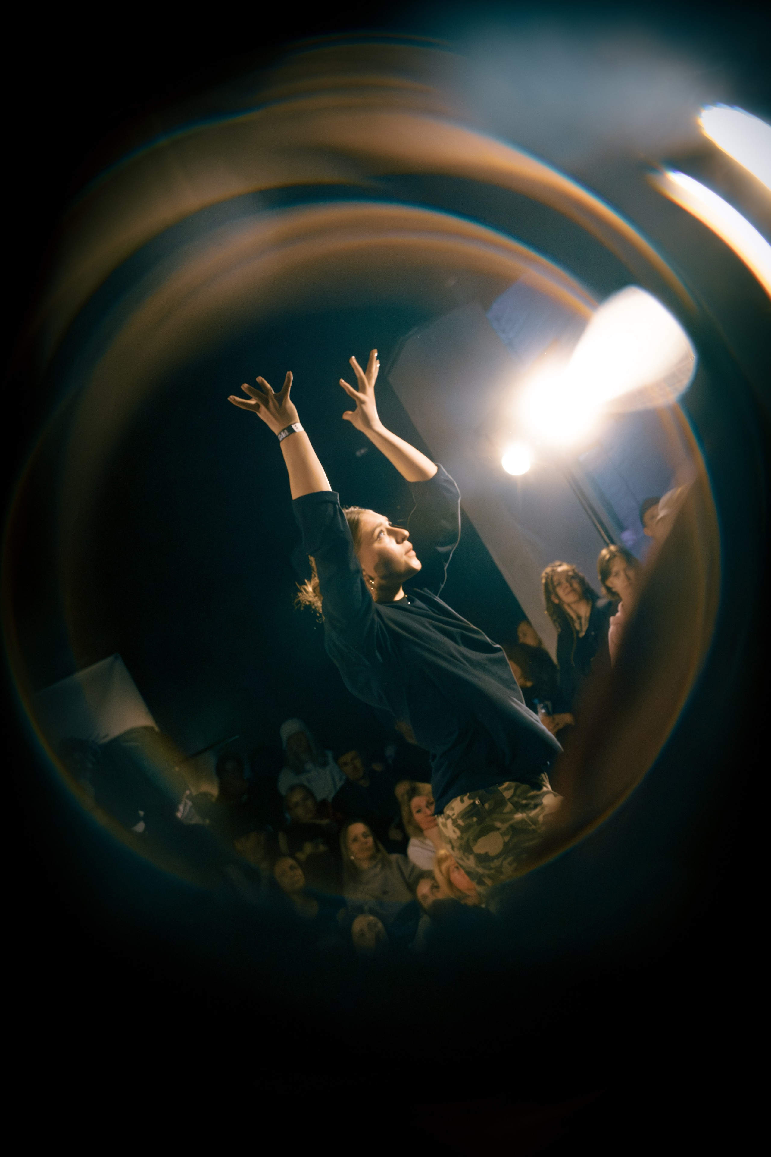 ODD BATTLE 04/05 (@youlovebu). Соня бу тебя сфоткала