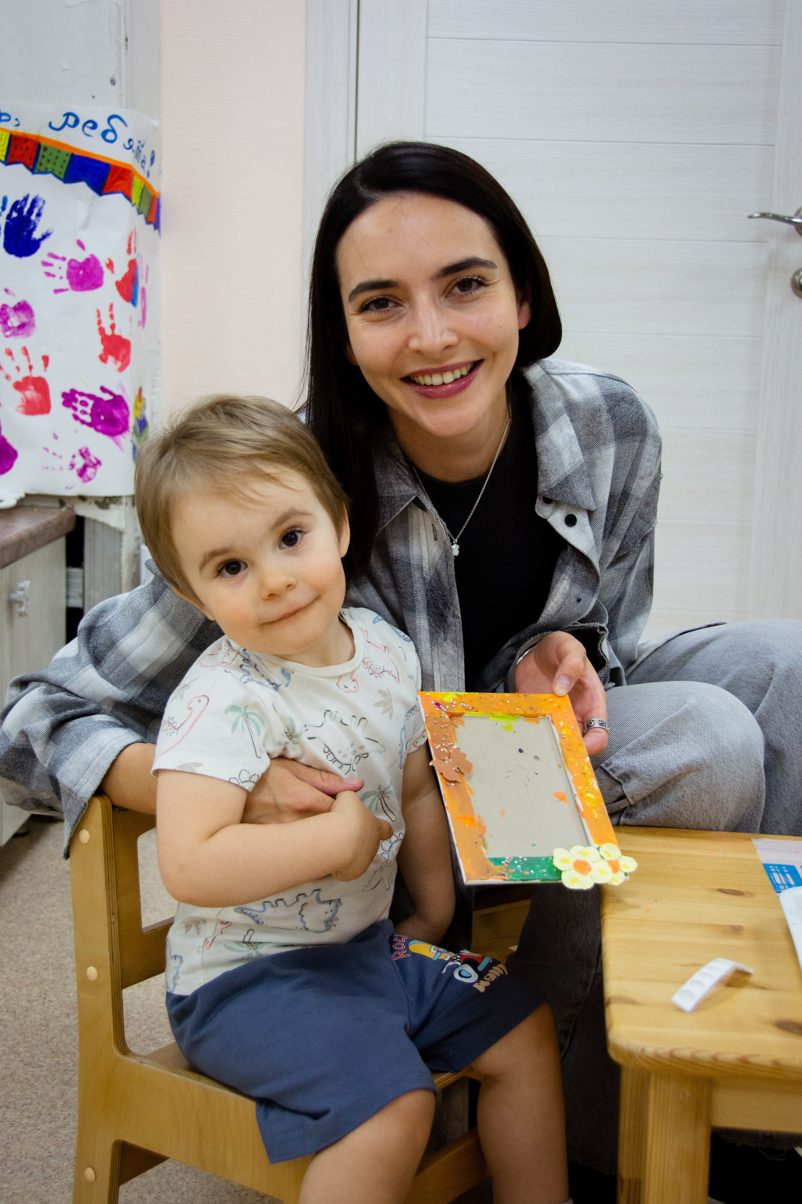 День матери. Дальневосточный Монтессори Центр. Семейный и репортажный фотограф в Хабаровске Татьяна Болычева