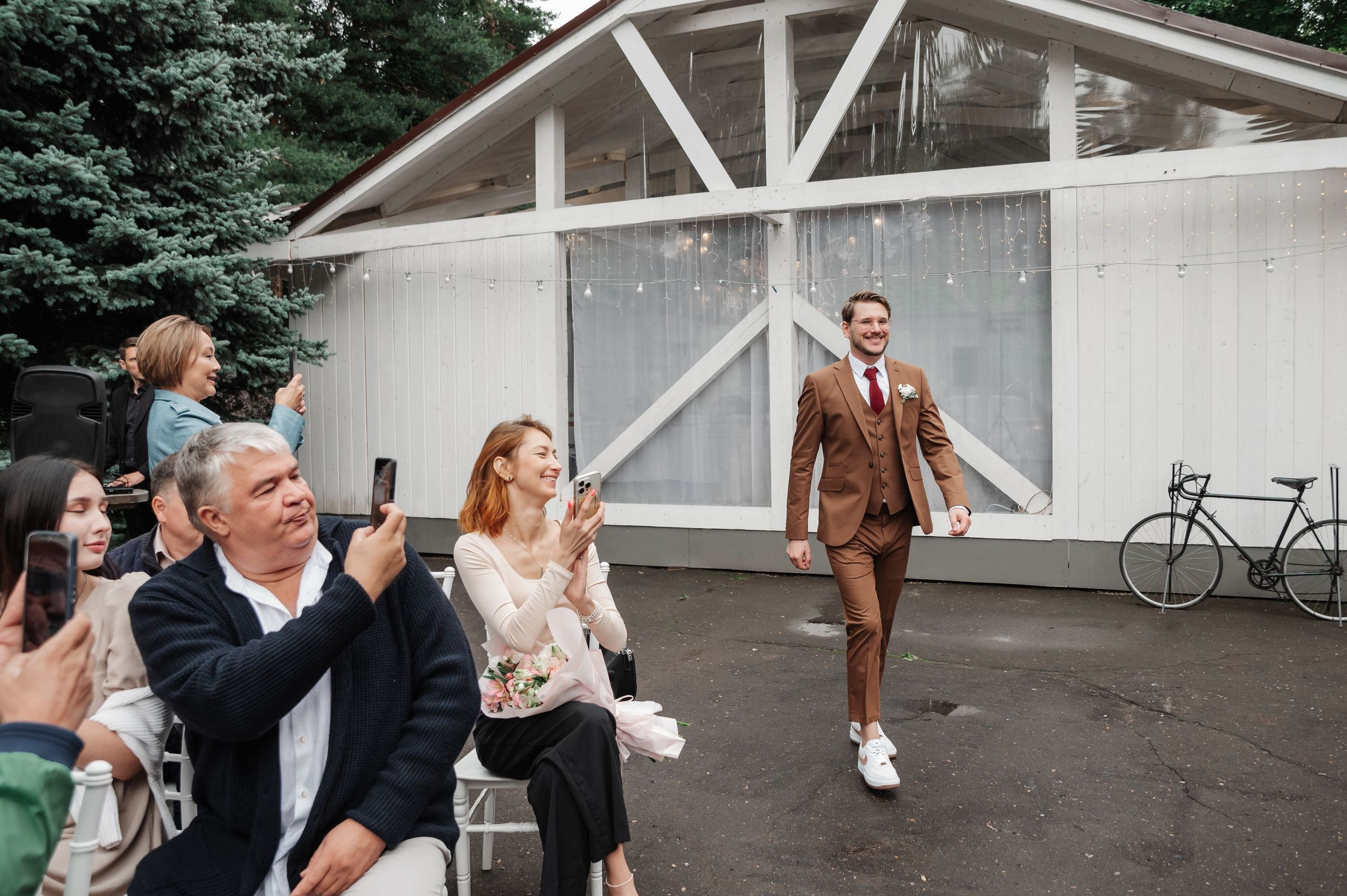 Витя и Аня. Ведущий на свадьбу в Москве Зубков Алексей