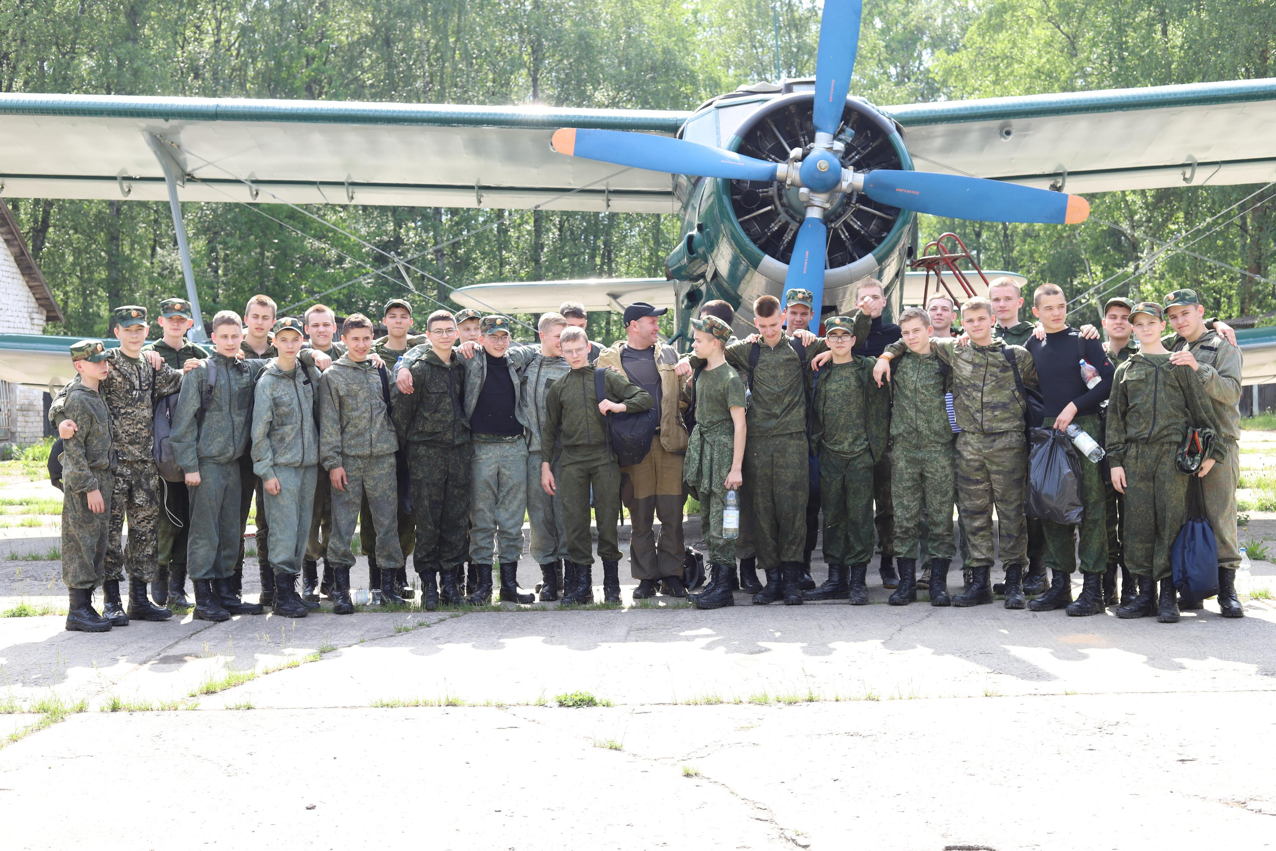 Парашютисты. Выпускные альбомы, индивидуальные фотосессии в Костроме