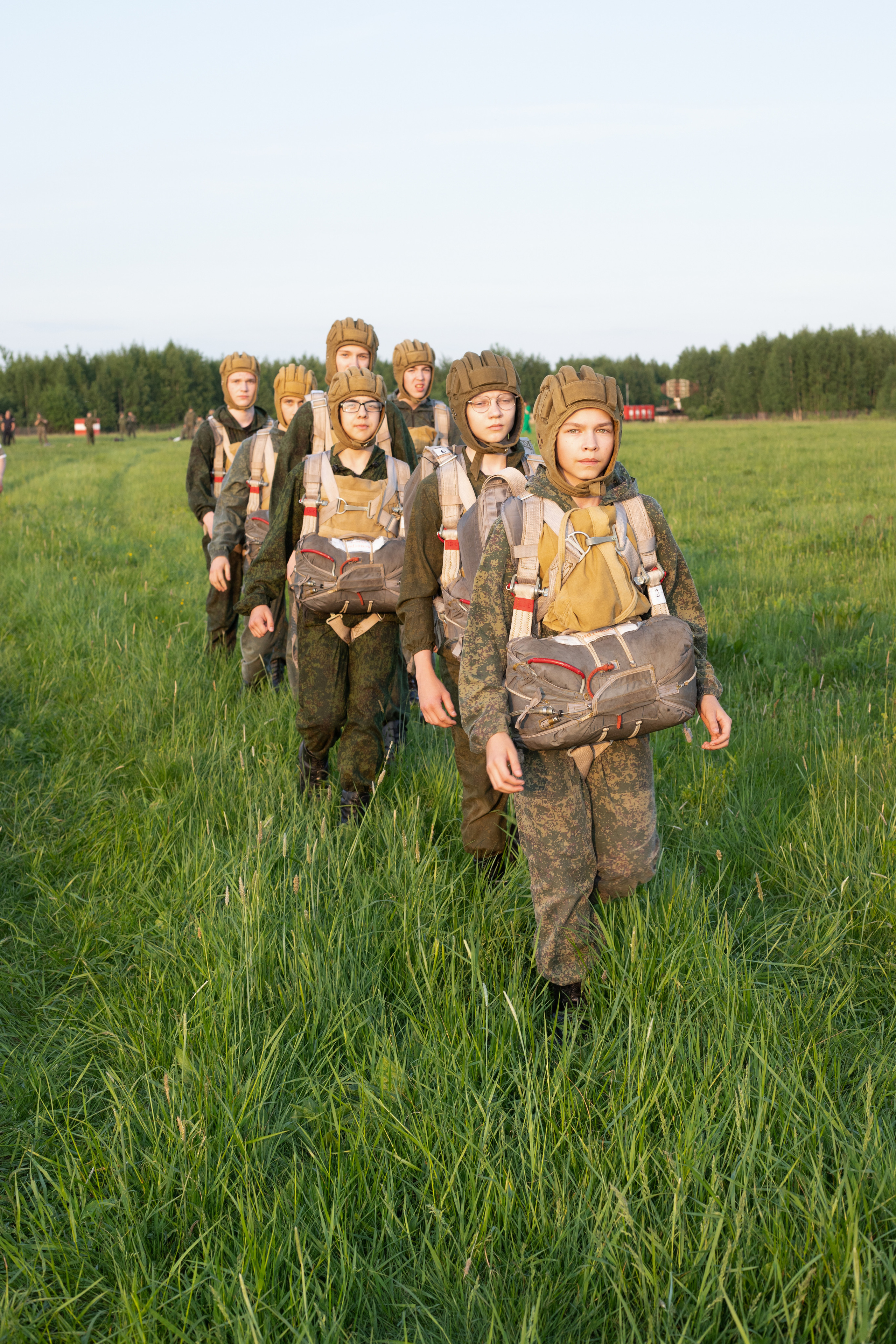 Парашютисты. Выпускные альбомы, индивидуальные фотосессии в Костроме