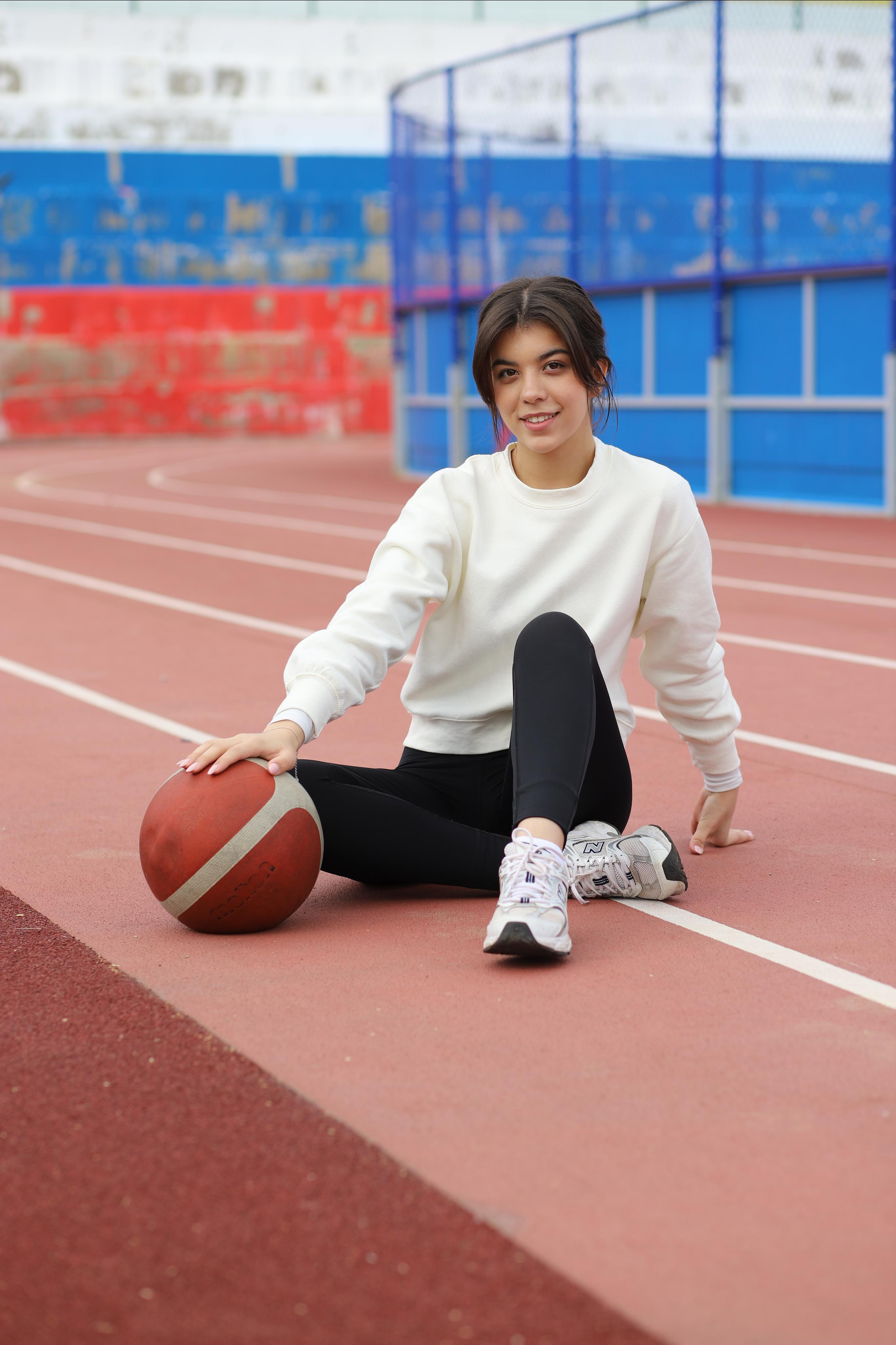 1. Выпускные альбомы, индивидуальные фотосессии в Костроме