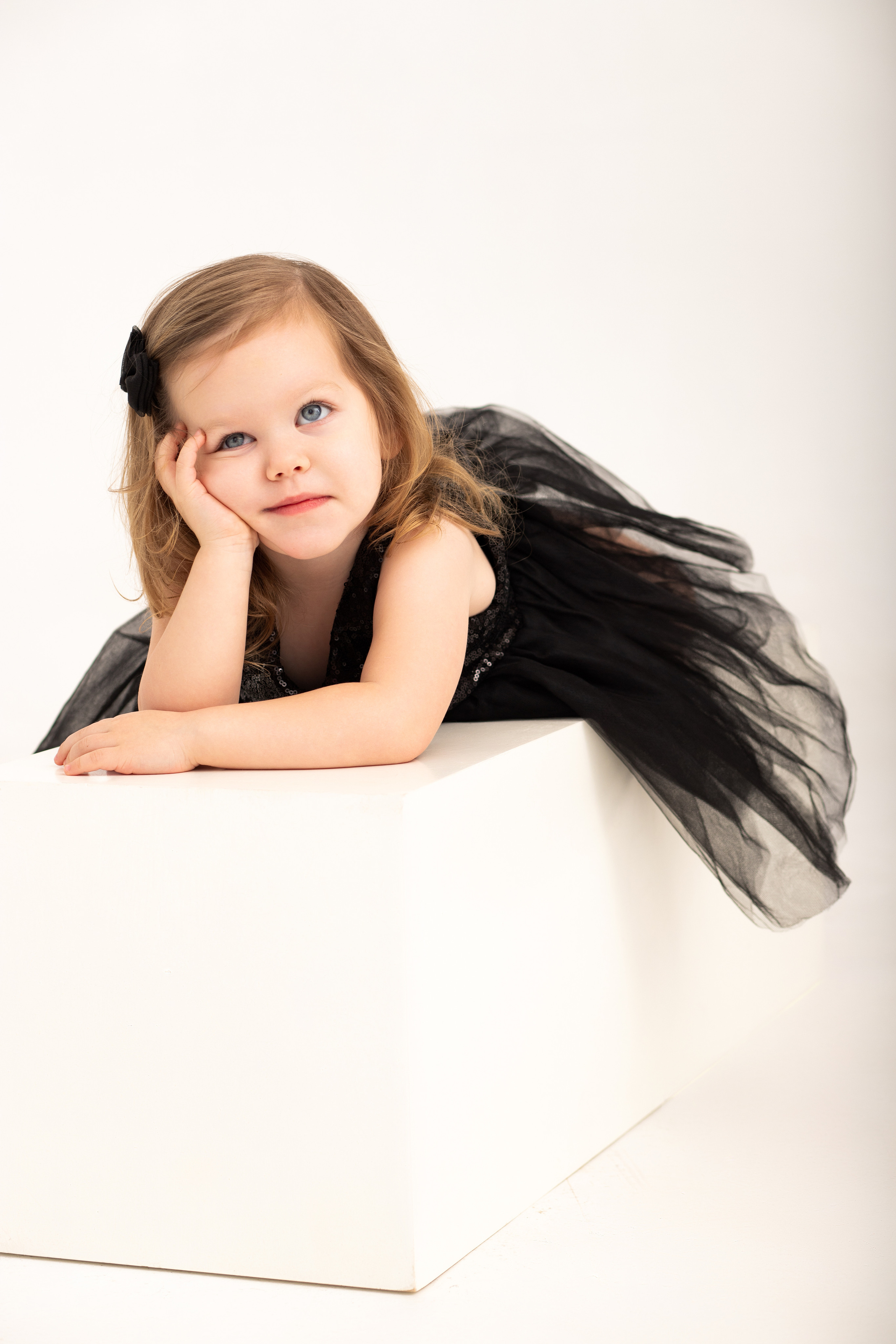 3 годика. Выпускные альбомы, индивидуальные фотосессии в Костроме