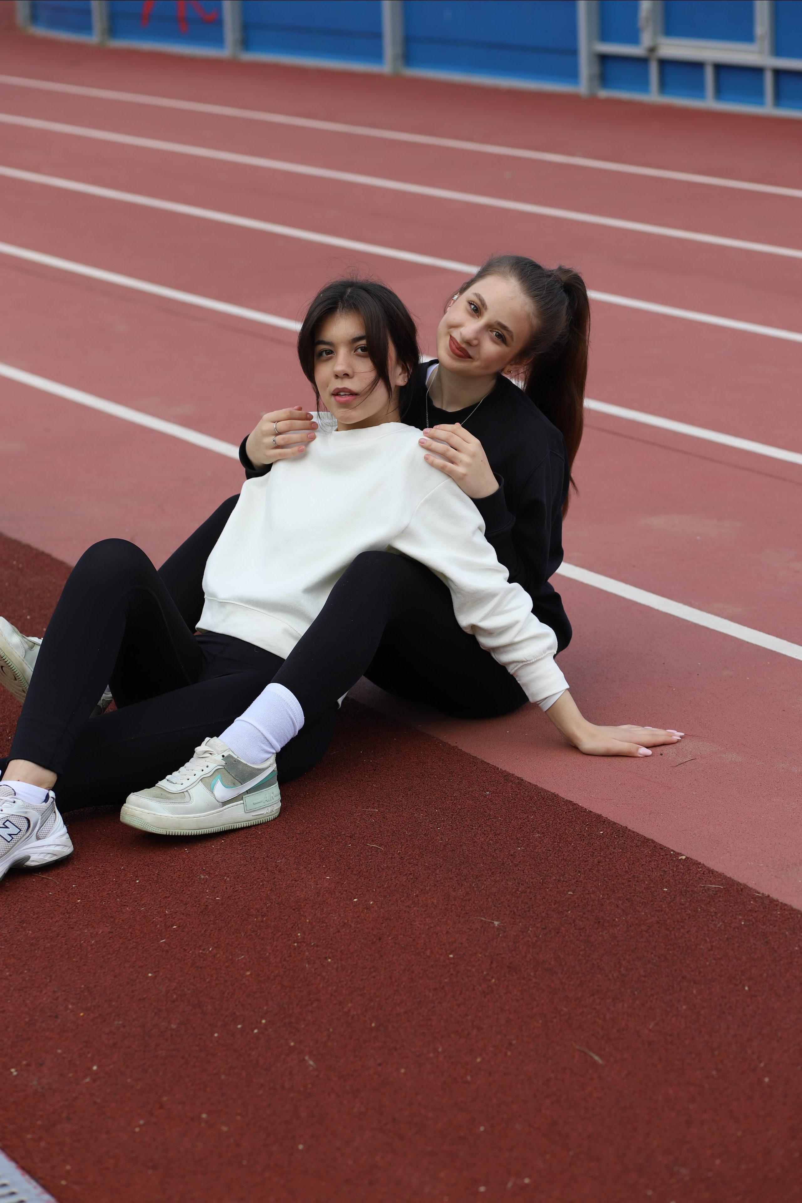 1. Выпускные альбомы, индивидуальные фотосессии в Костроме