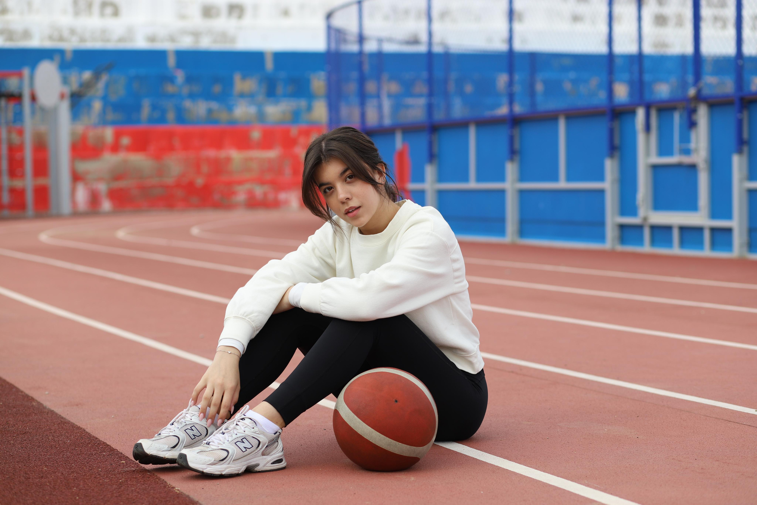 1. Выпускные альбомы, индивидуальные фотосессии в Костроме