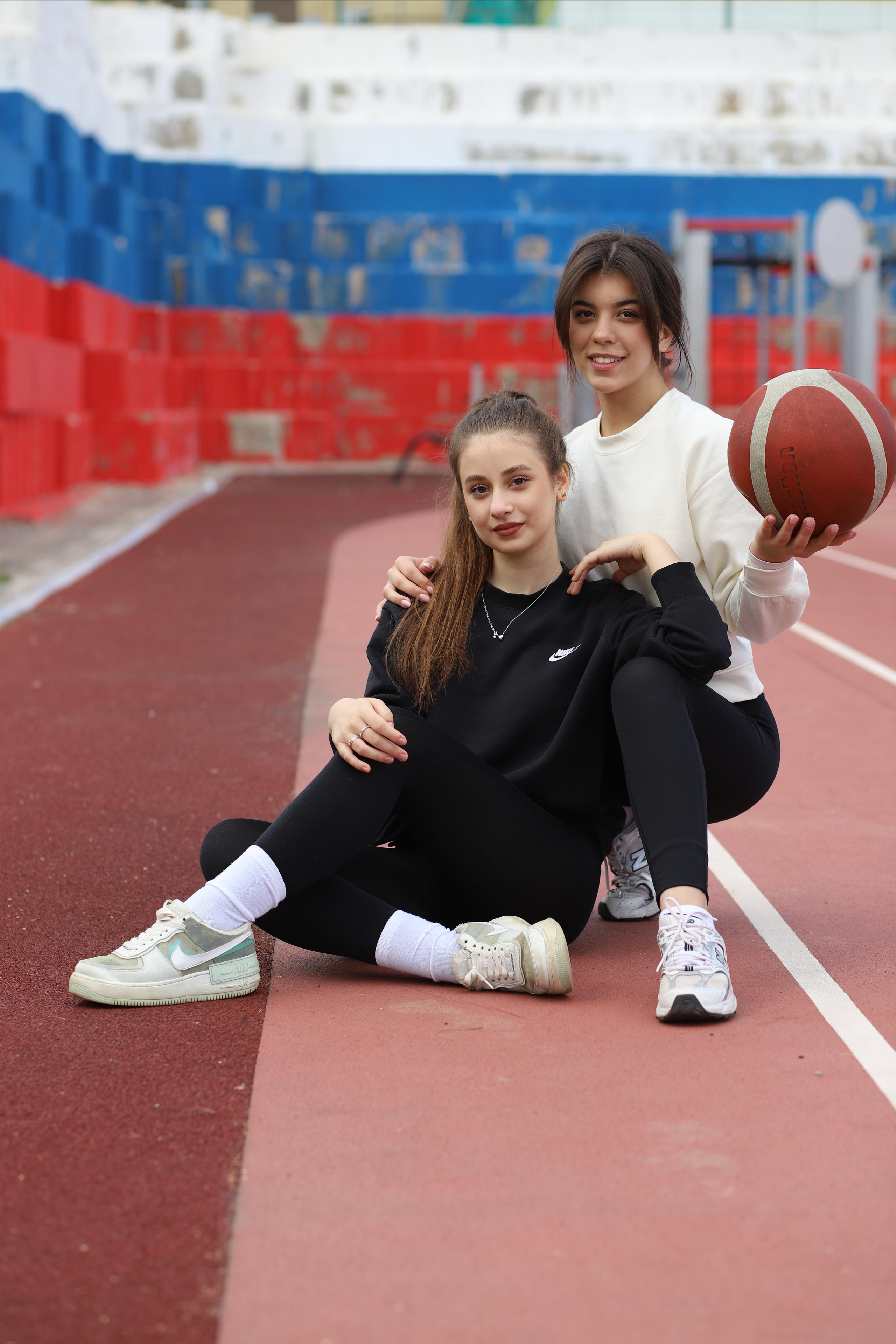 1. Выпускные альбомы, индивидуальные фотосессии в Костроме