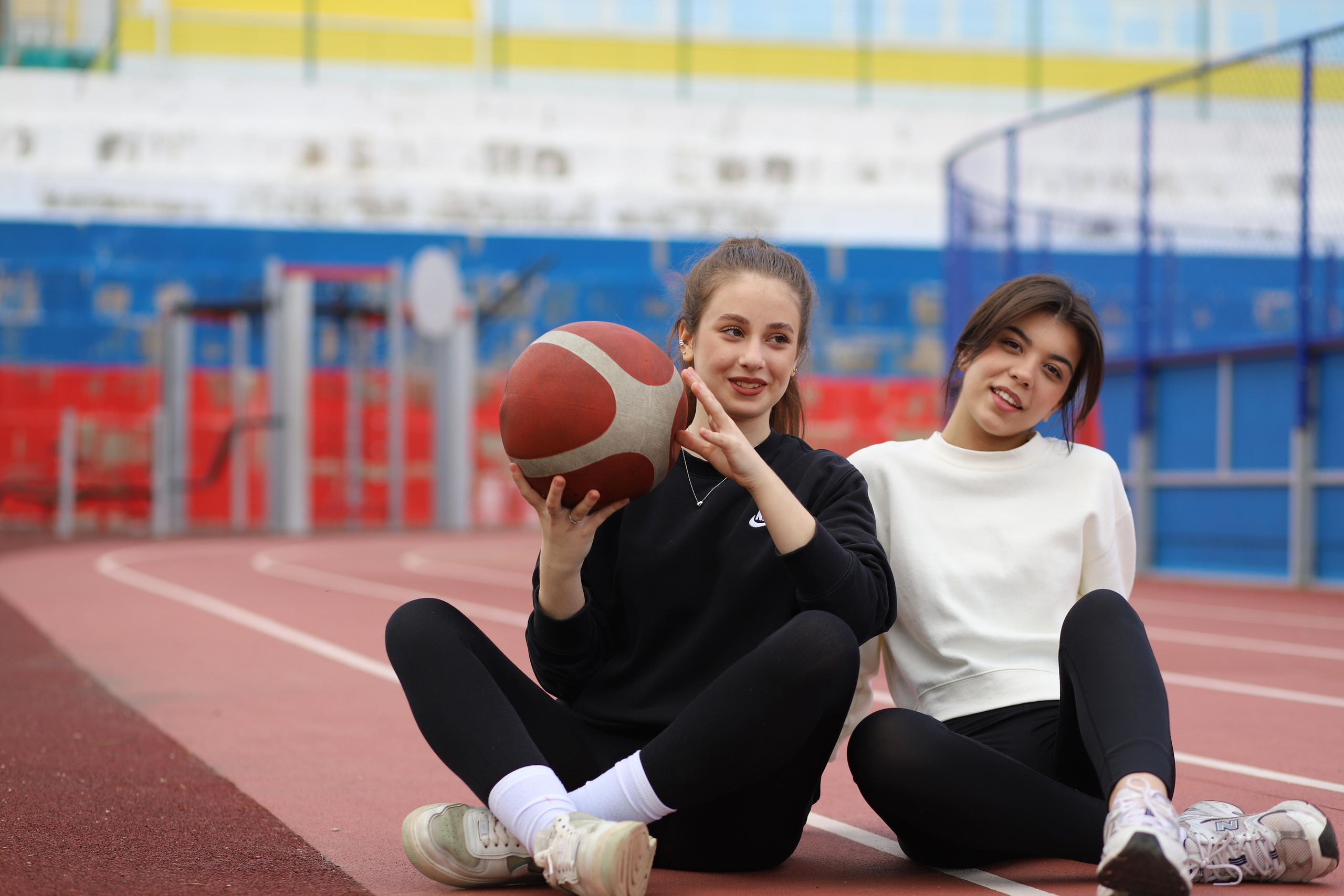 1. Выпускные альбомы, индивидуальные фотосессии в Костроме