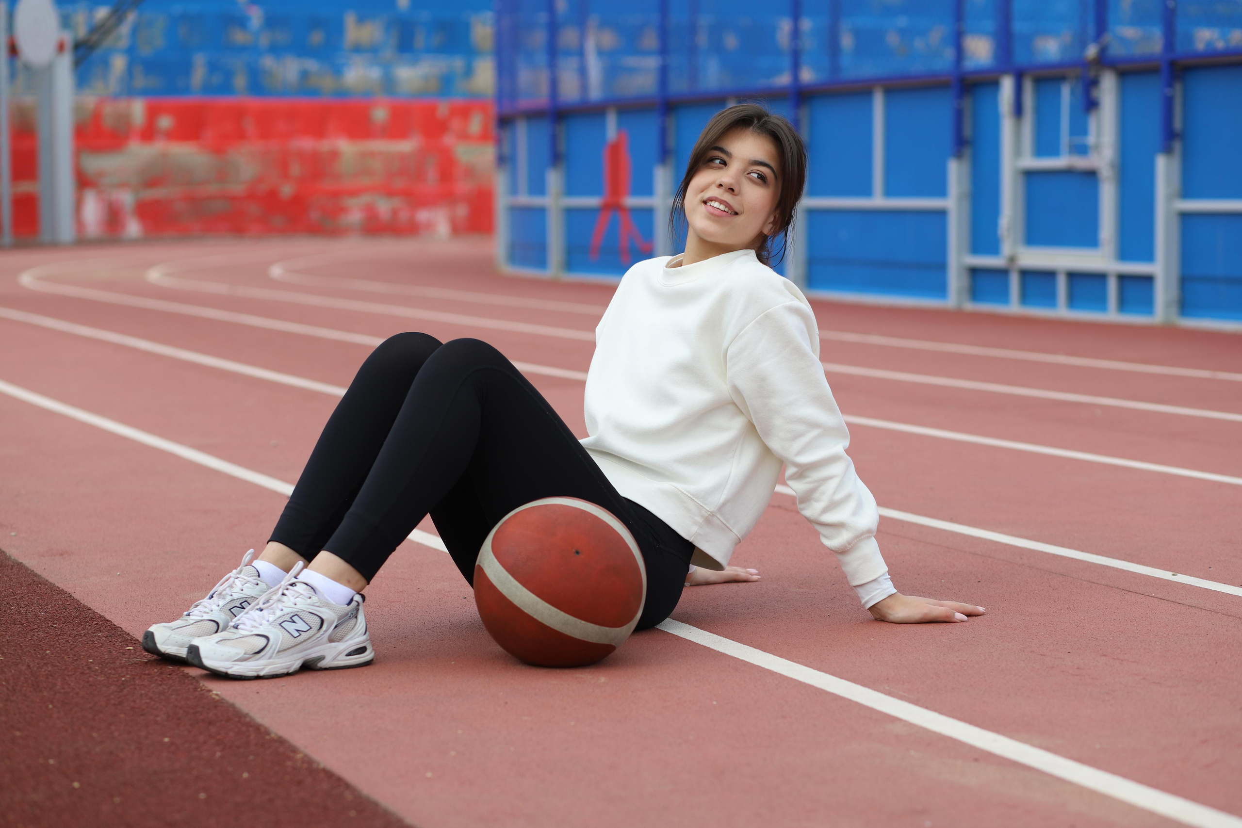 1. Выпускные альбомы, индивидуальные фотосессии в Костроме