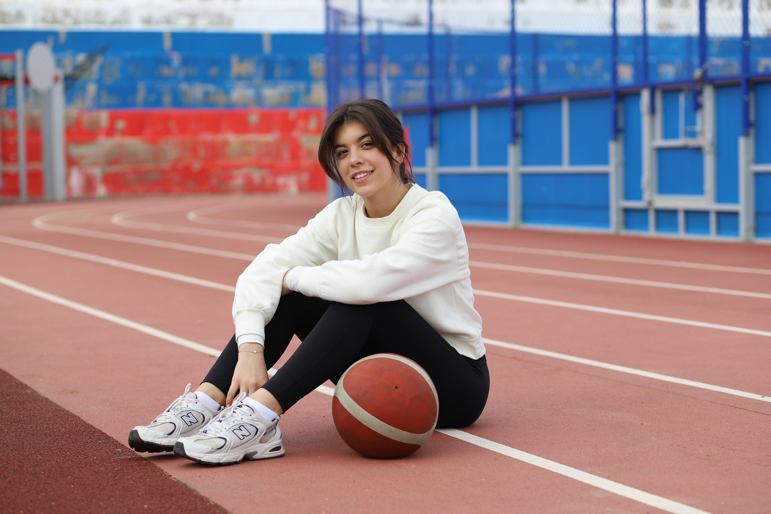 1. Выпускные альбомы, индивидуальные фотосессии в Костроме